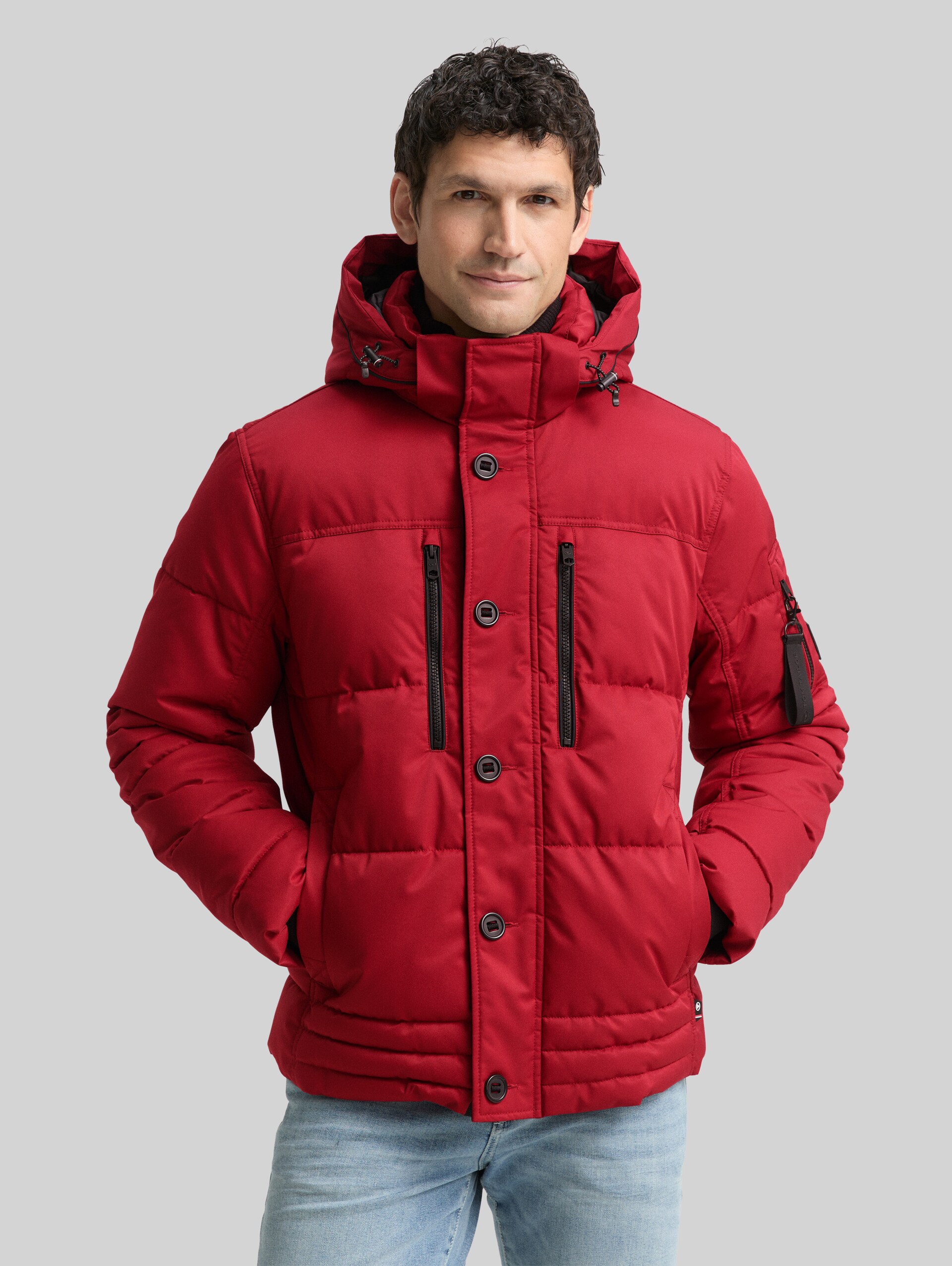 Puffer jacket with detachable hood - Coach Red - Model front view
