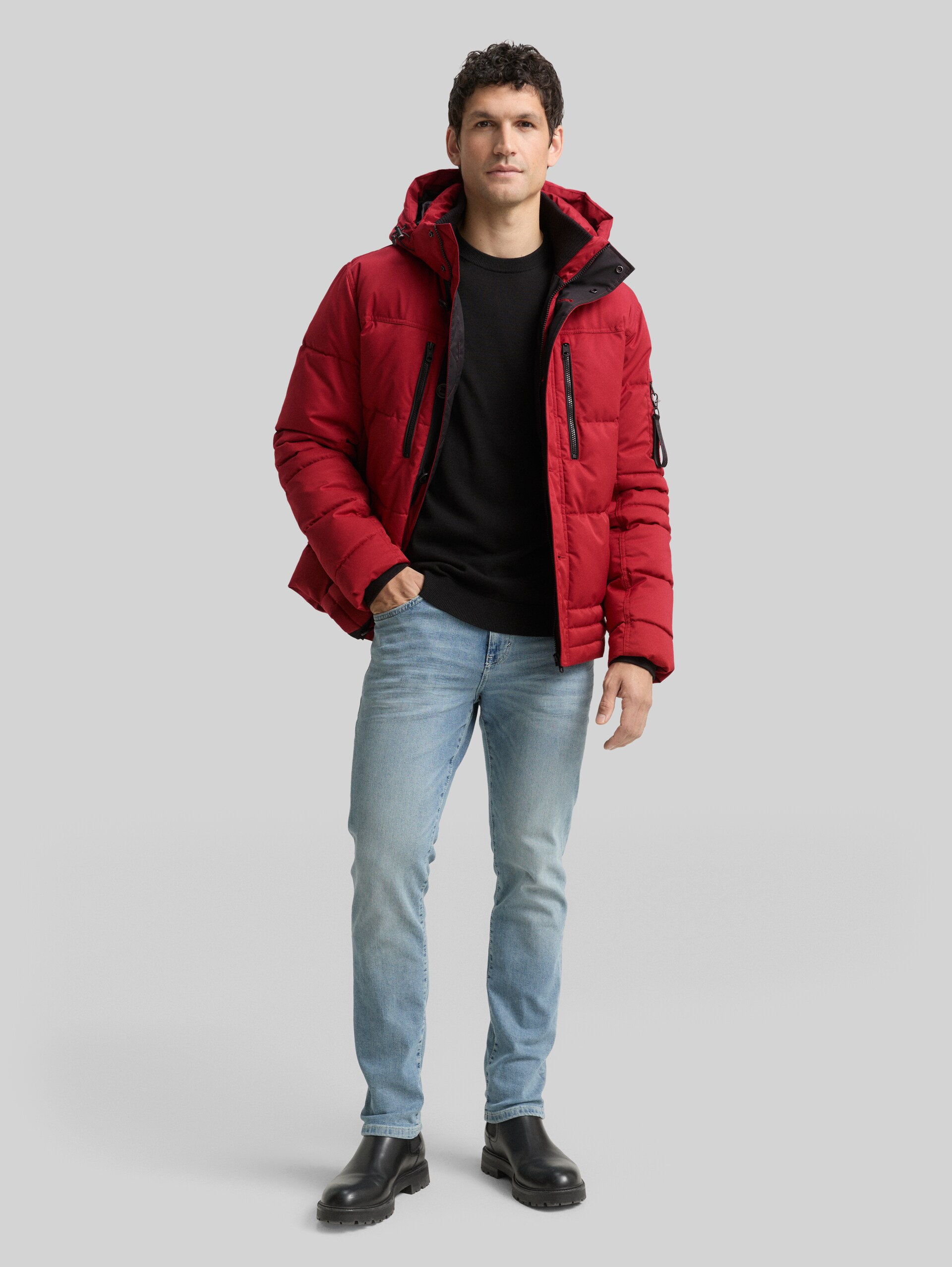 Puffer jacket with detachable hood - Coach Red - side model view