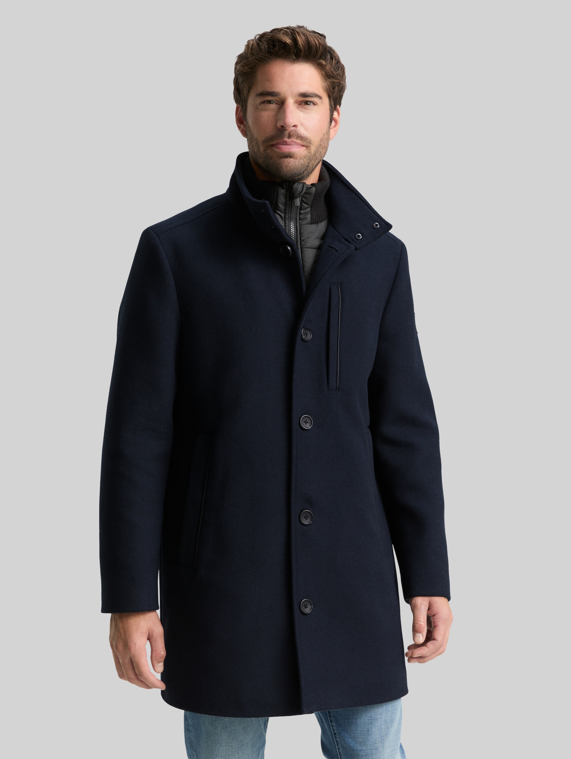 2-in-1 woollen coat with detachable inner jacket - sky captain blue - Model front view
