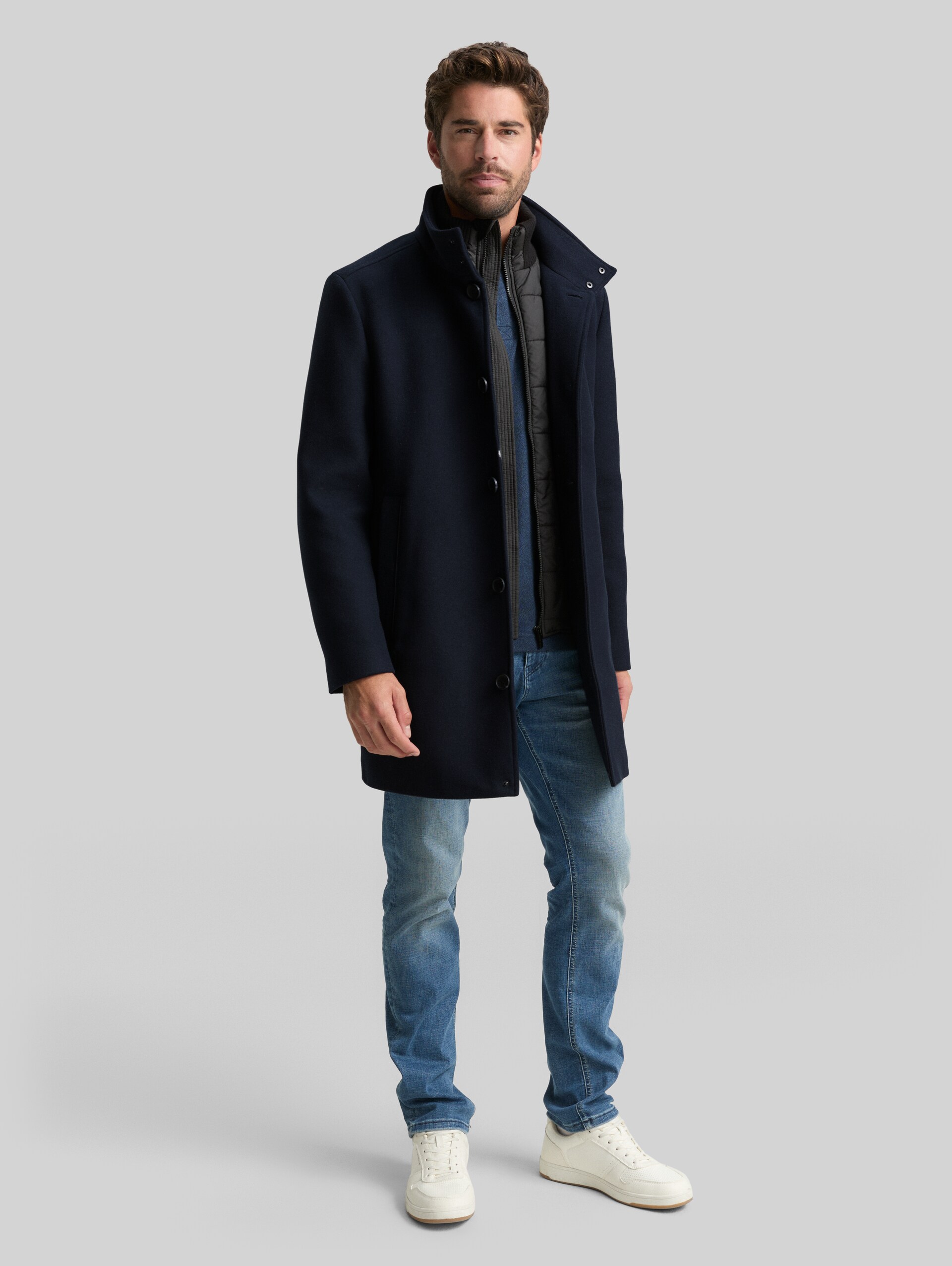 2-in-1 woollen coat with detachable inner jacket - sky captain blue - side model view