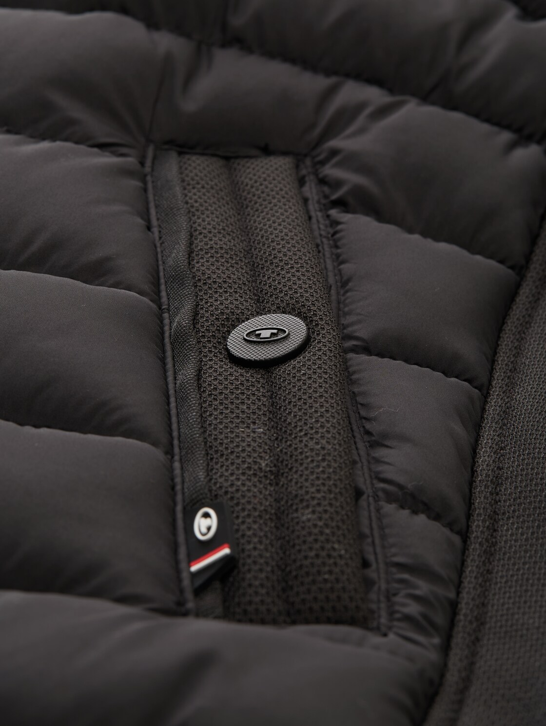 Hybrid Steppweste mit Stehkragen - Black - Produkt-Detail-Ansicht