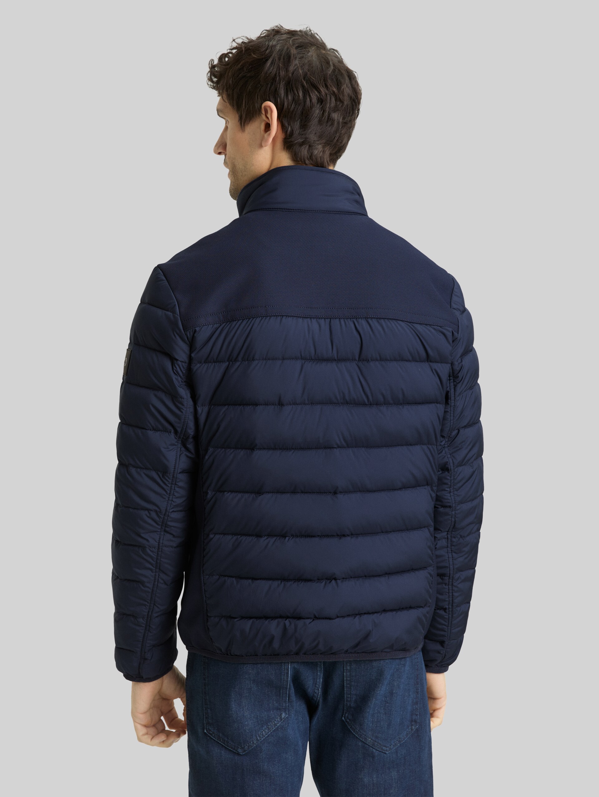 Hybrid quilted waistcoat with stand-up collar - sky captain blue - Model-back view
