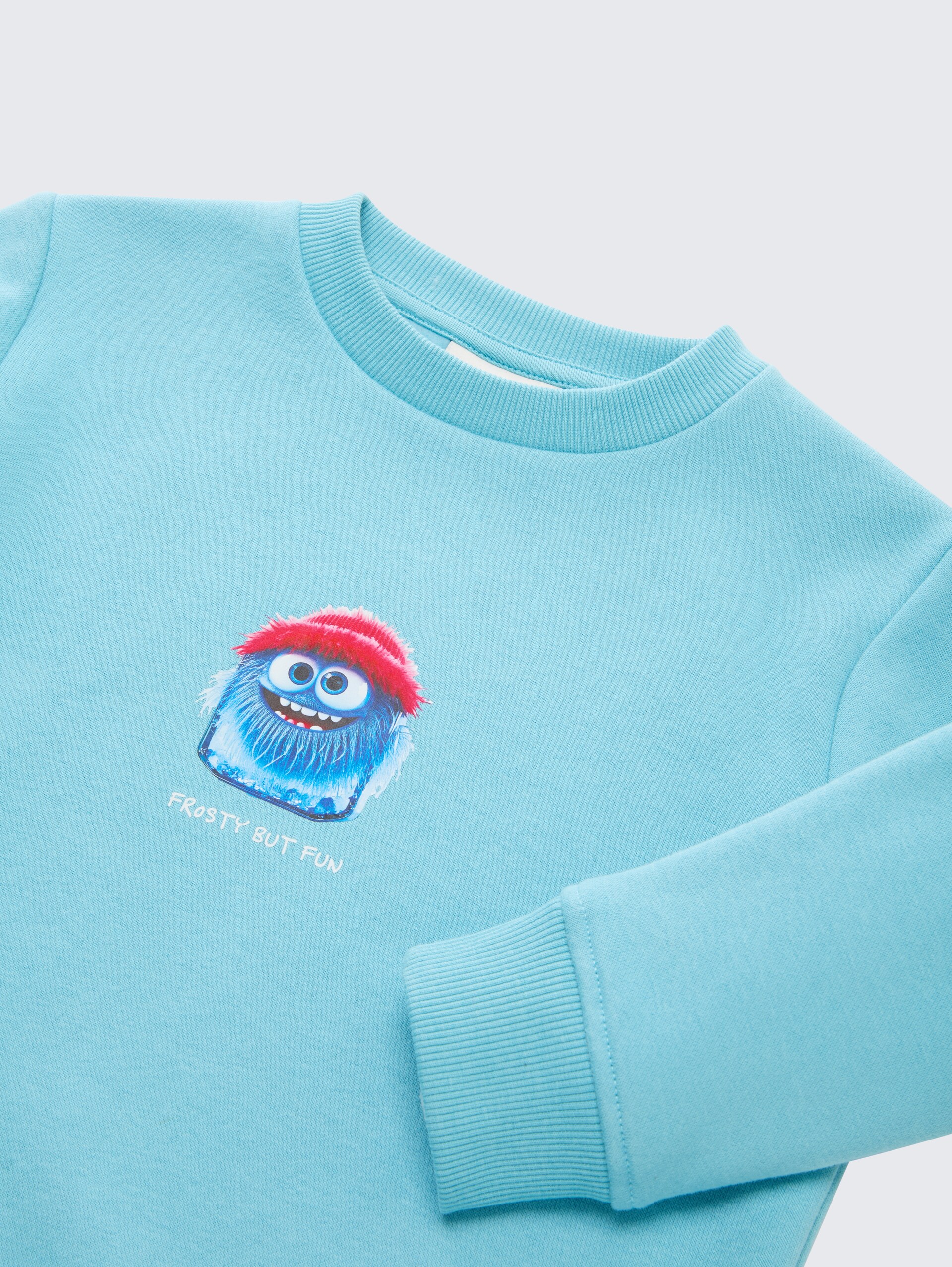 Basic Sweatshirt mit Print - elixir blue - Detail-Model-Ansicht