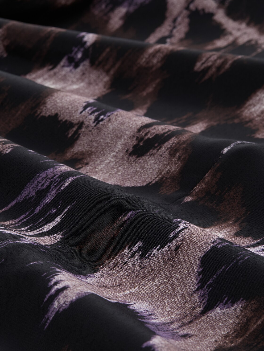 Loose Fit Bluse mit Schleifen-Details - black brown abstract print - Material-Ansicht