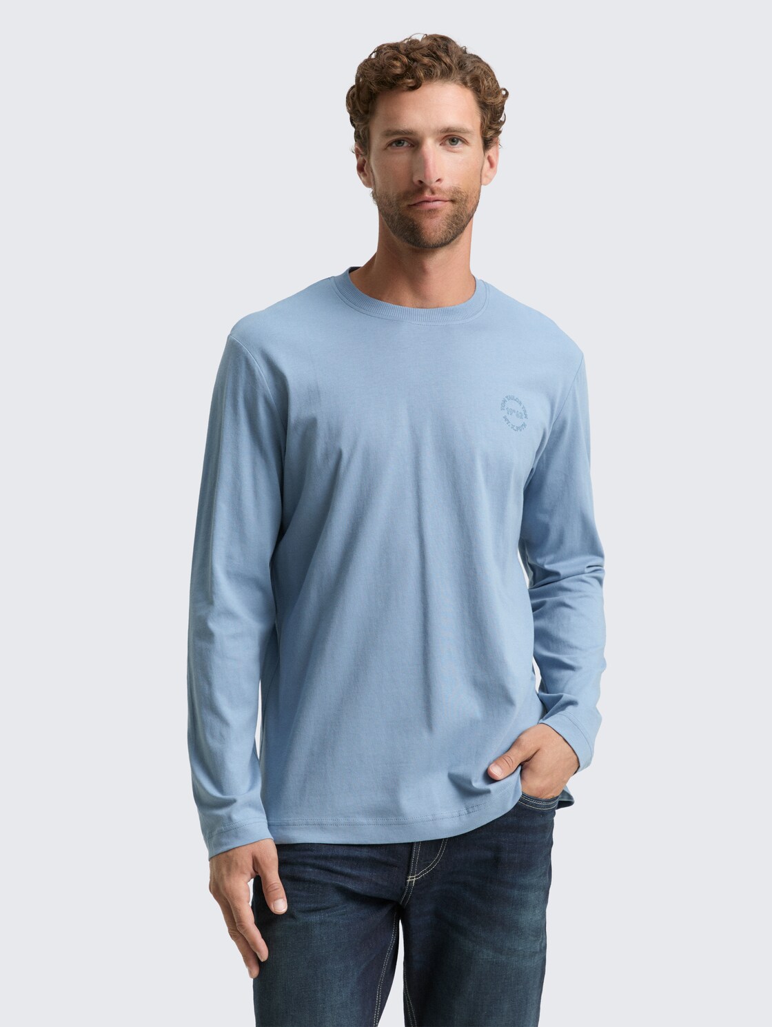 Langarmshirt mit Print - faded denim blue - Ausschnitt Model-Vorderansicht