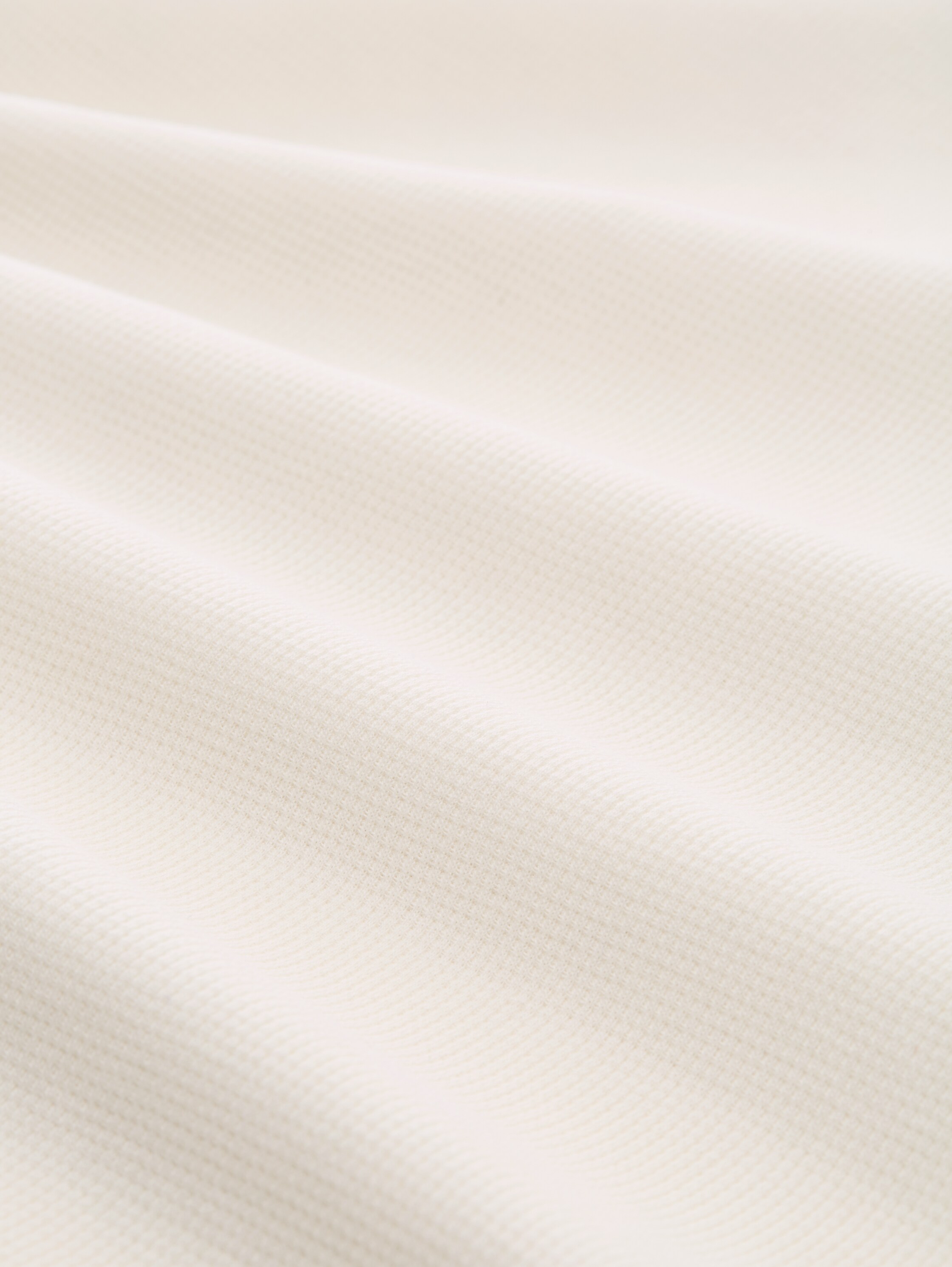 T-Shirt mit Waffelstruktur - Gardenia White - Material-Ansicht