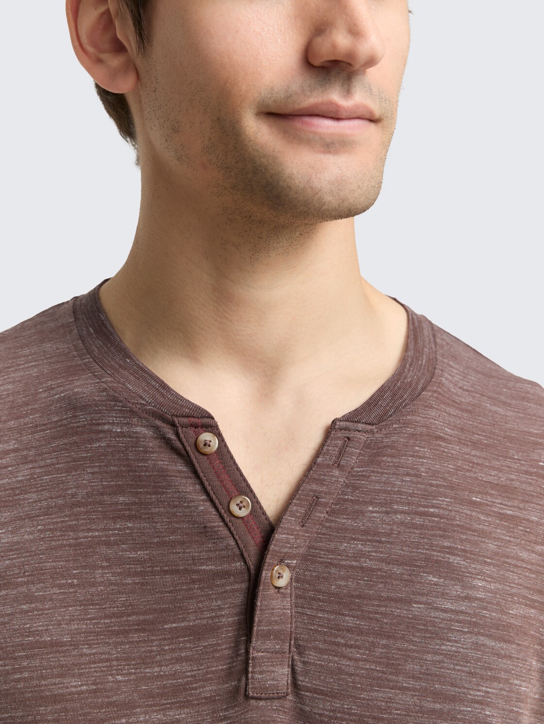 Serafino Langarmshirt - bag brown inejcted - Detail-Model-Ansicht