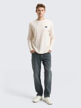 Langarmshirt aus Baumwolle - Gardenia White - Model-Vorderansicht