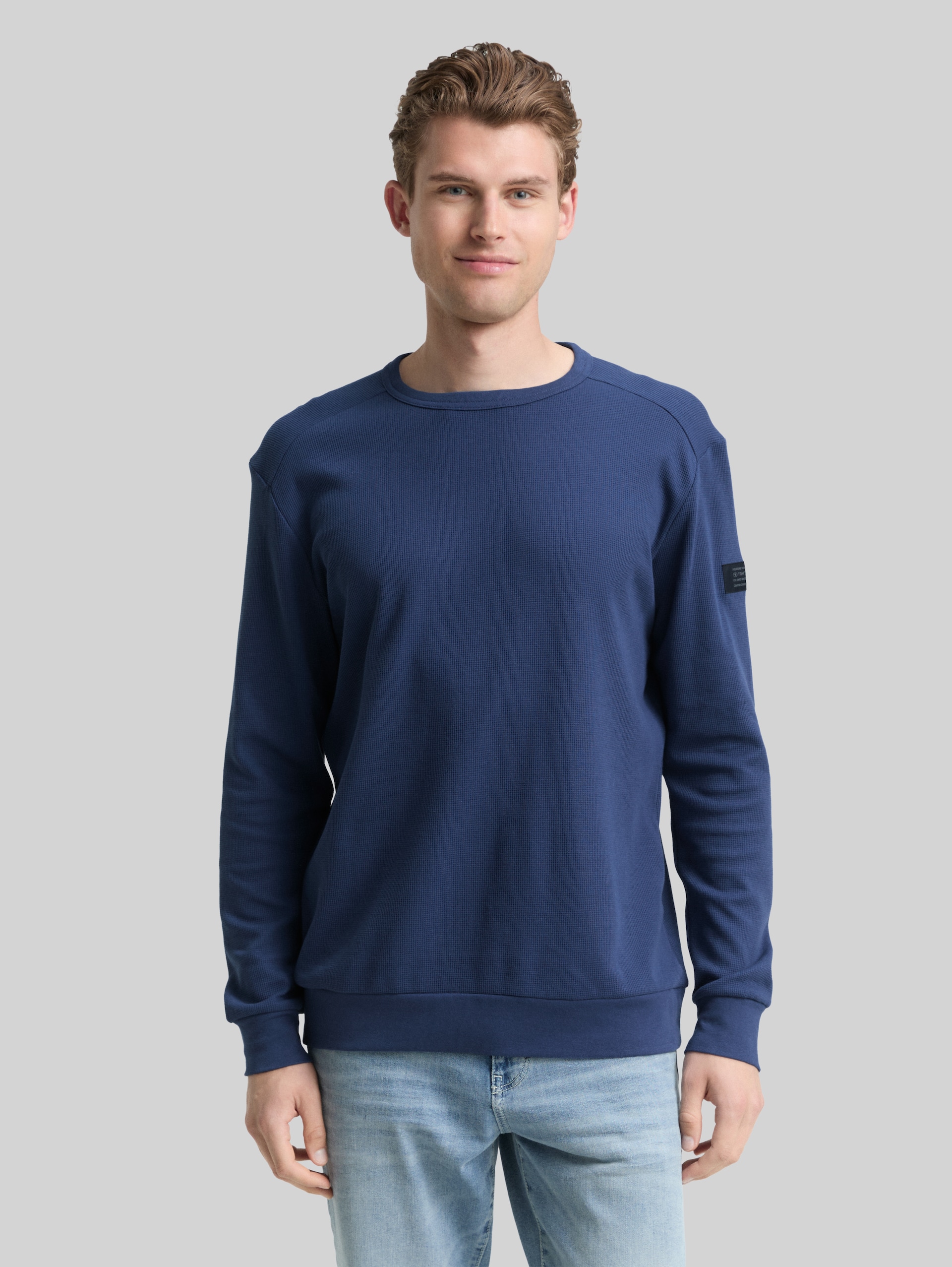Langarmshirt mit Waffelstruktur - ocean blue - Ausschnitt Model-Vorderansicht