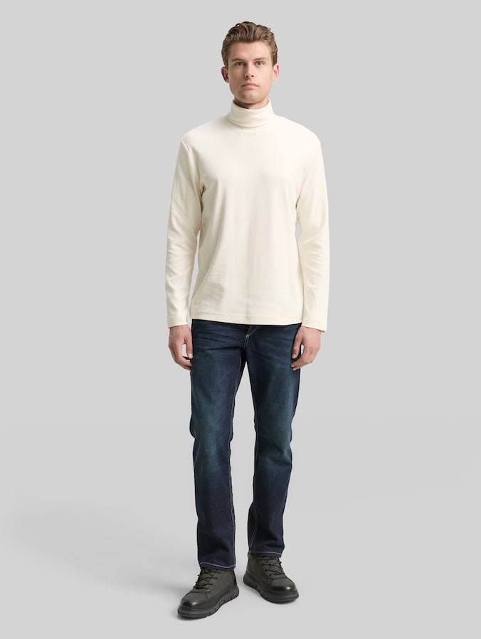 Basic turtleneck by Men, Gardenia White