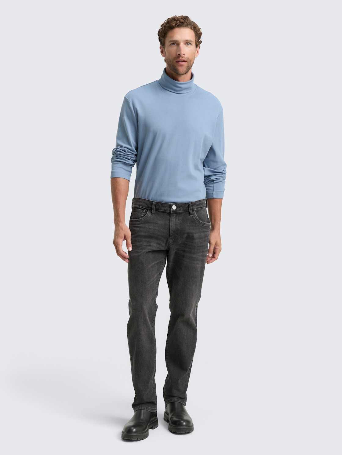 Basic Rollkragenshirt - faded denim blue - Model-Vorderansicht