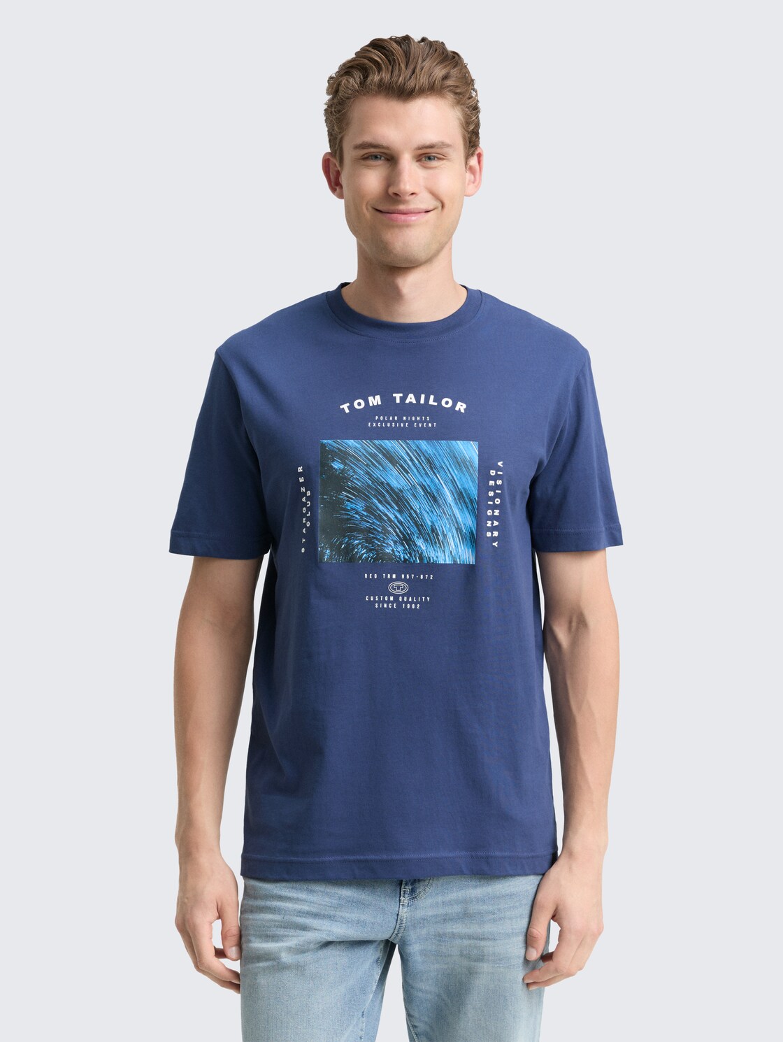 T-Shirt mit Foto-Print - ocean blue - Ausschnitt Model-Vorderansicht