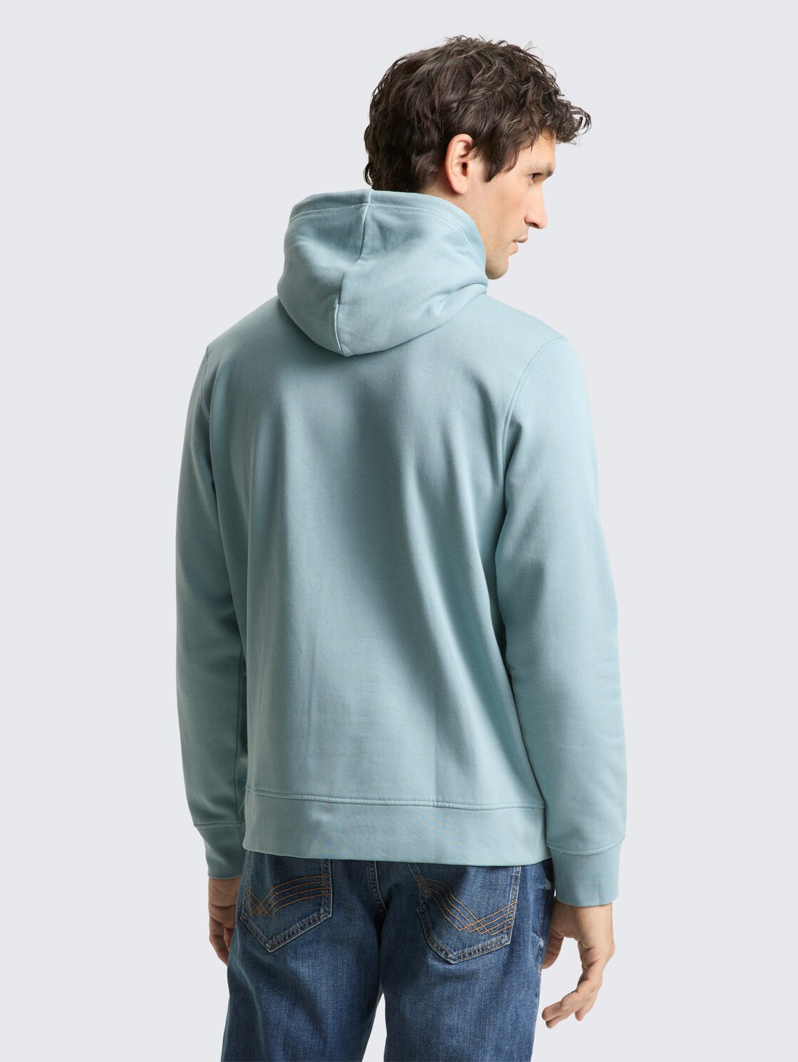 Hoodie Sweatshirt - tourmaline - Auschnitt Model-Rückansicht