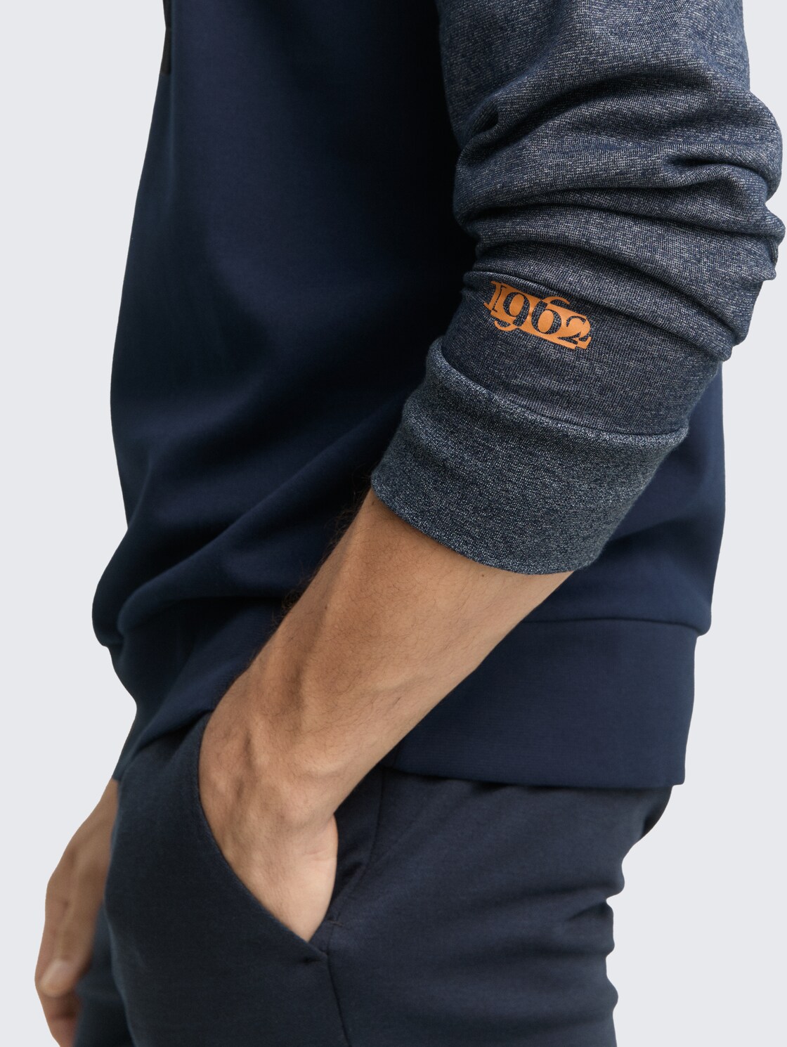 Snood sweatshirt with textured mix - navy fine yd stripe - Detail model view