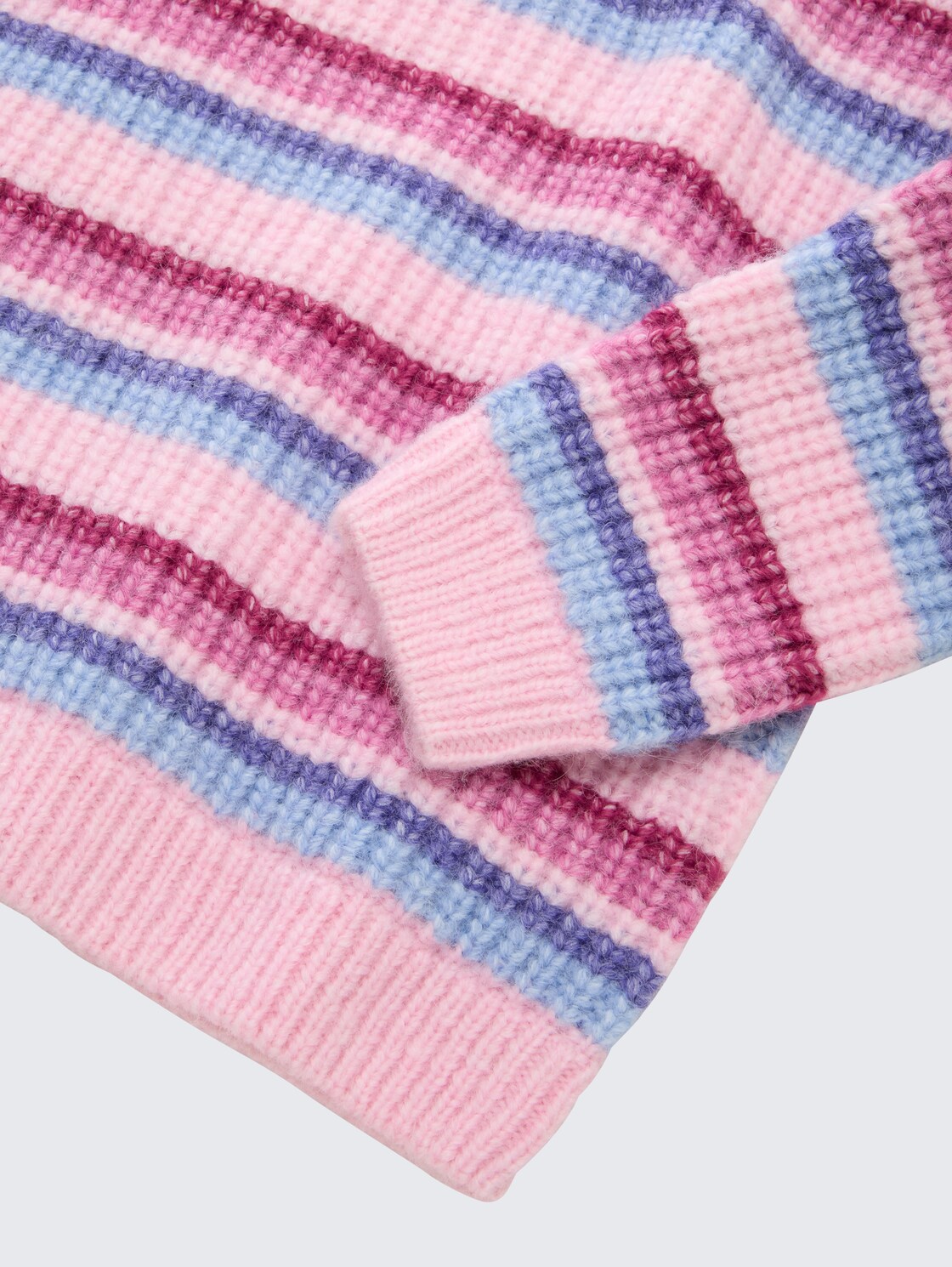 Cropped Strickpullover mit Streifenmuster - multicolor pink blue stripe - Detail-Model-Ansicht