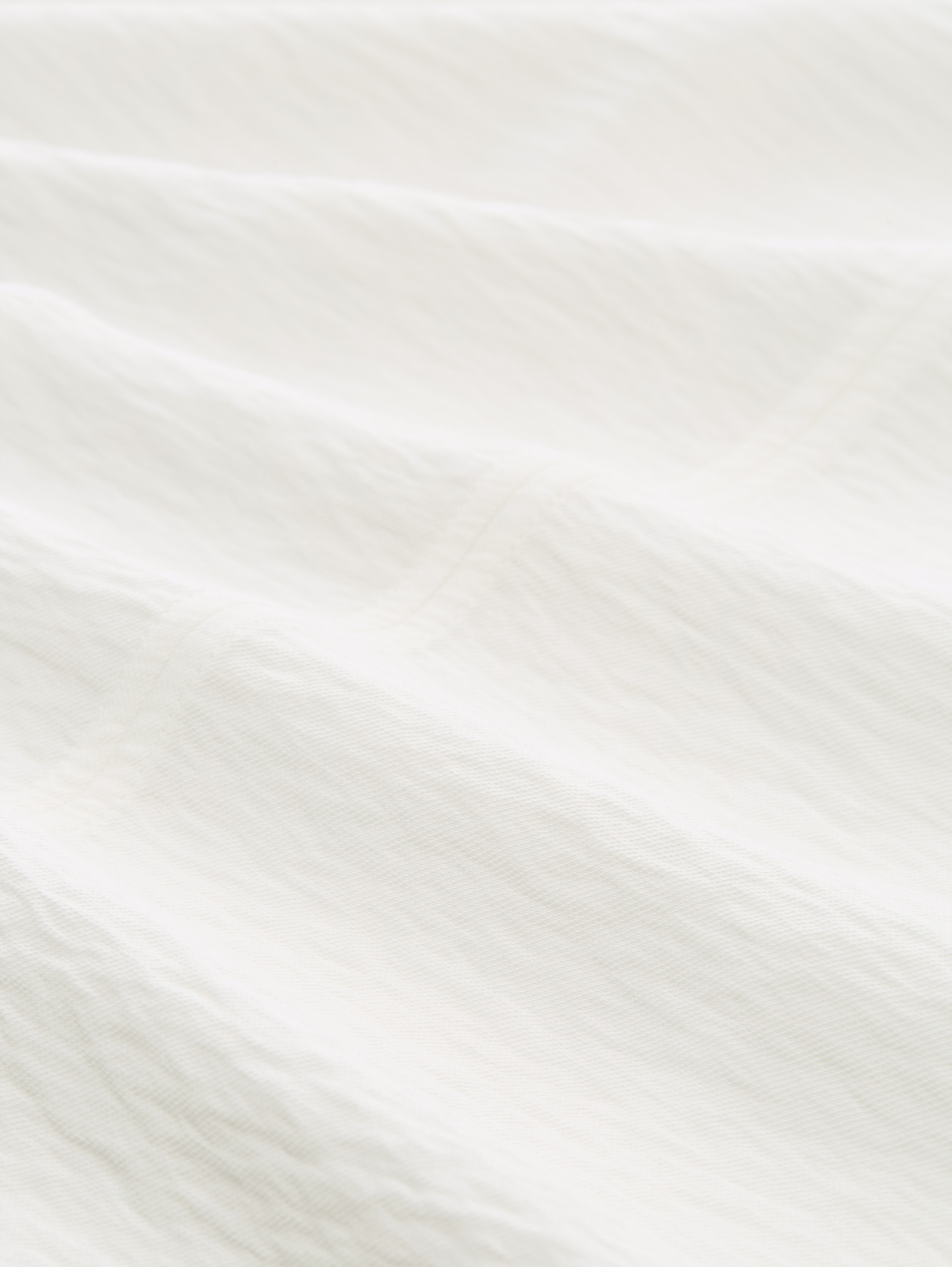 Crinkle Bluse mit Raffungen - Whisper White - Material-Ansicht