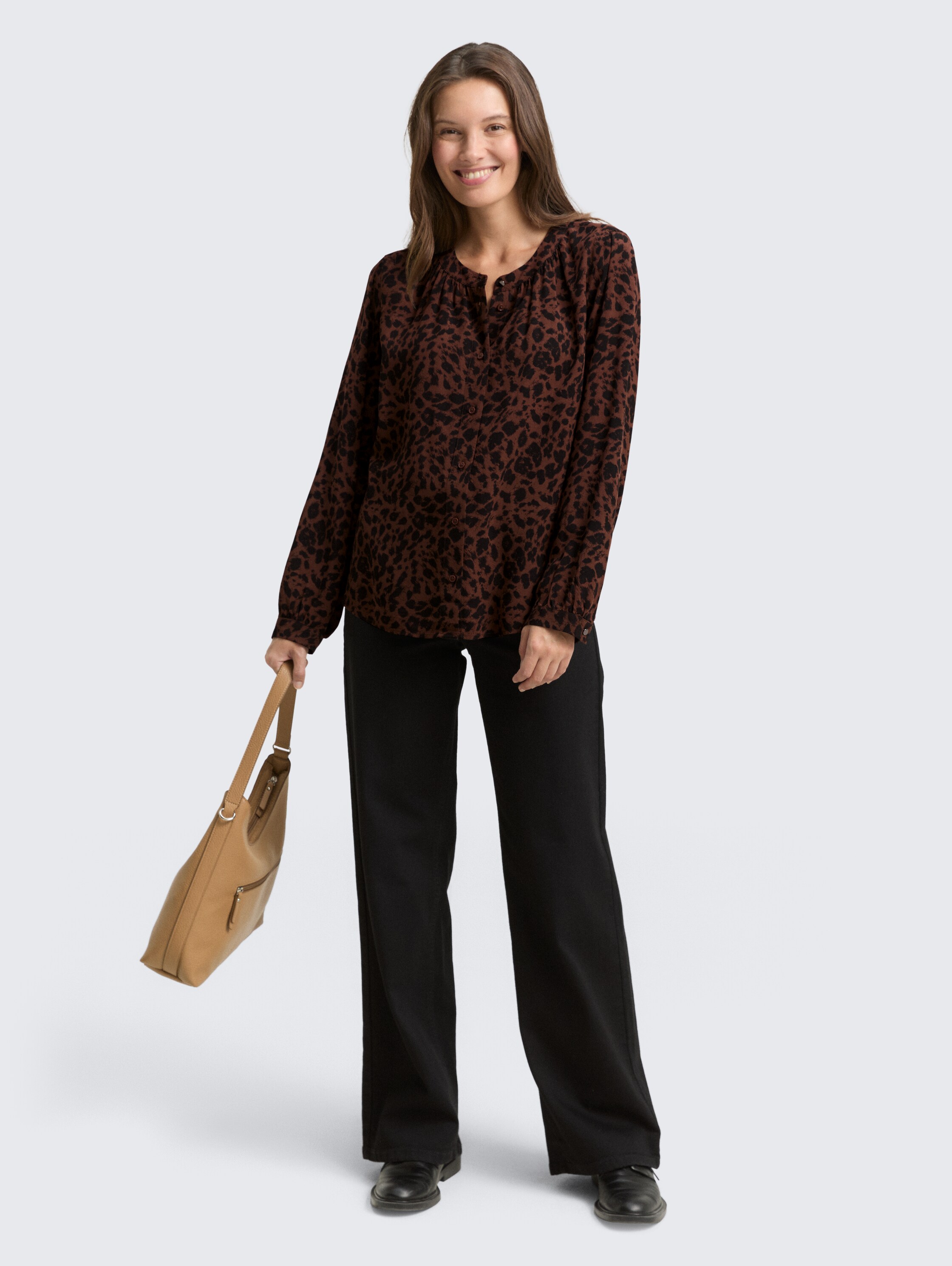 Blouse met luipaardprint - brown black small leo print - Model vooraanzicht