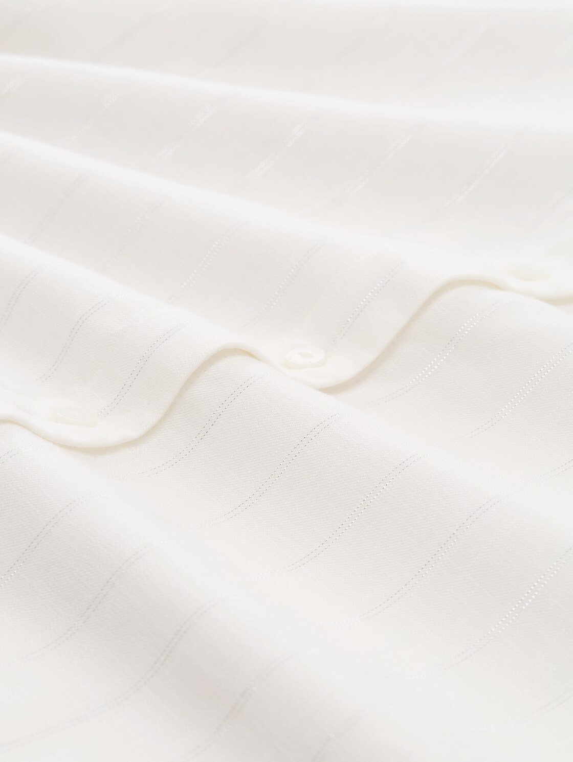 Bluse mit Streifen in Glitzer-Optik - white pinstripe with lurex - Material-Ansicht