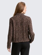 Bluse mit Muster - irregular beige graphic design - Auschnitt Model-Rückansicht