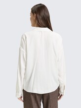 Oversized Satinbluse mit Turn-up-Funktion - Whisper White - Auschnitt Model-Rückansicht