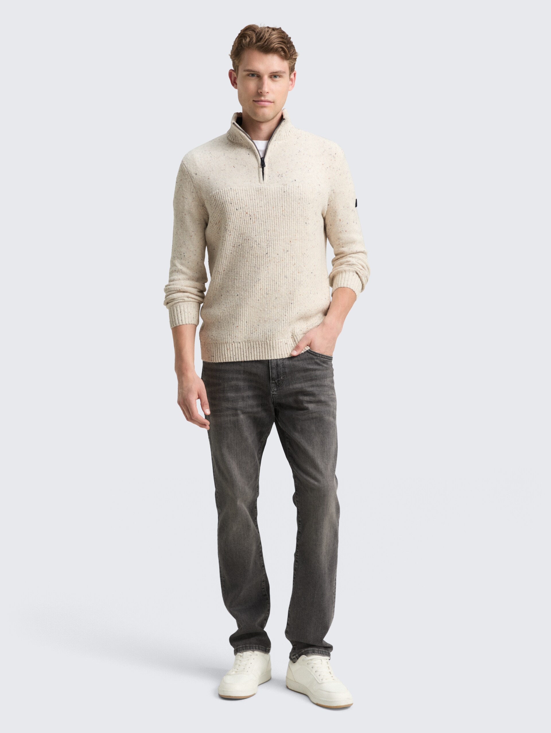 Troyer Strickpullover mit Strukturmix - offwhite melange multi neps - Model-Vorderansicht