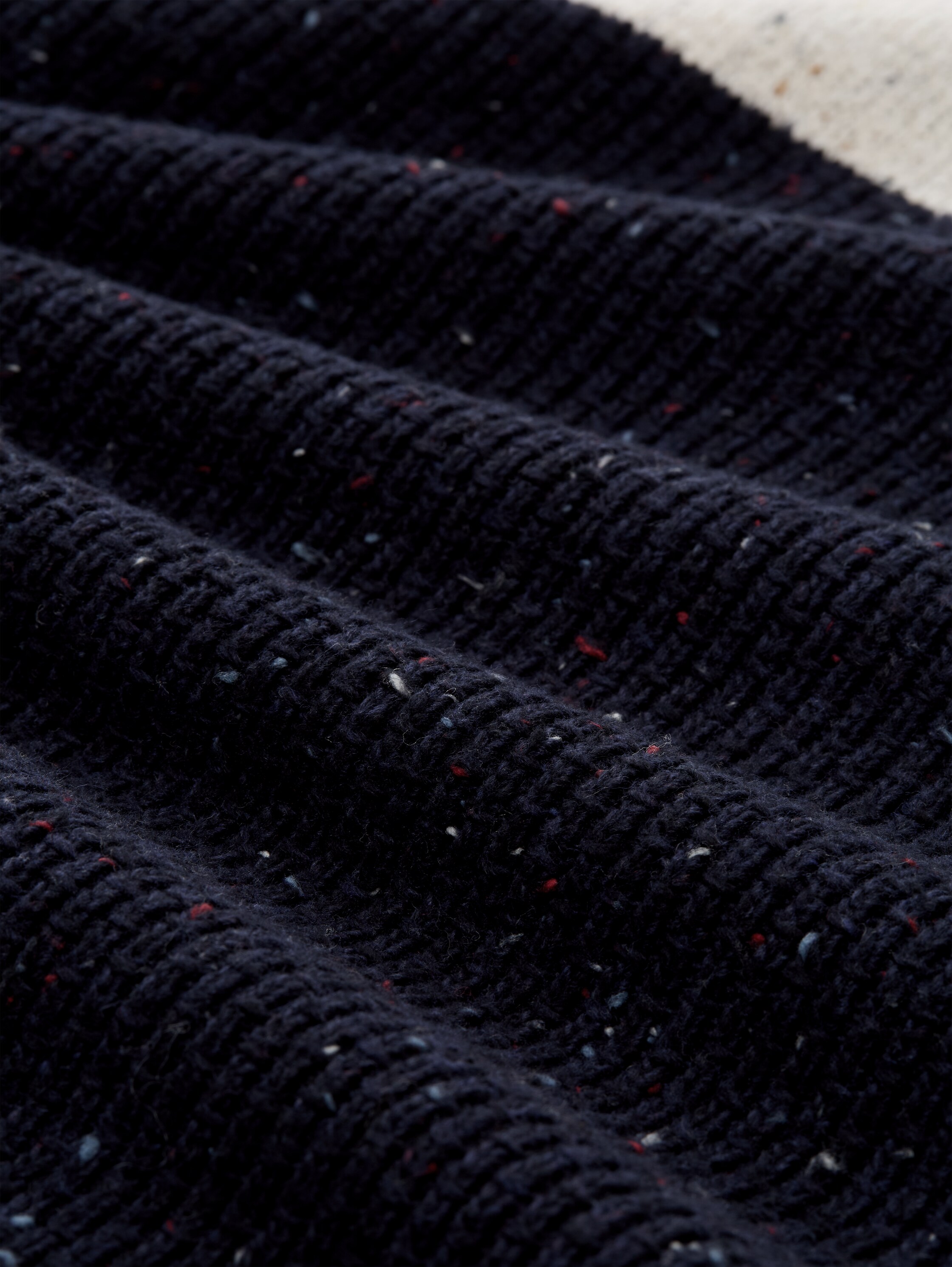 Troyer knitted jumper with mixed textures - offwhite navy color block - Material view