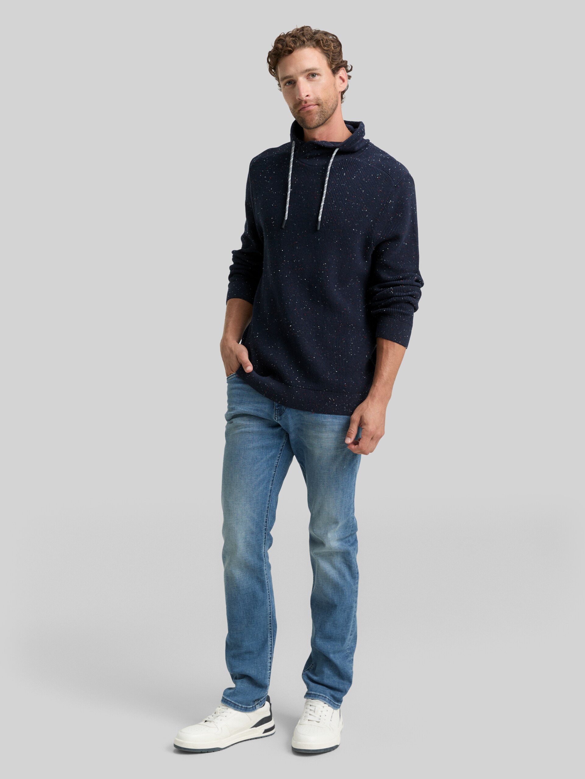 Snood Strickpullover in Melange-Optik - navy melange neps - Model-Vorderansicht