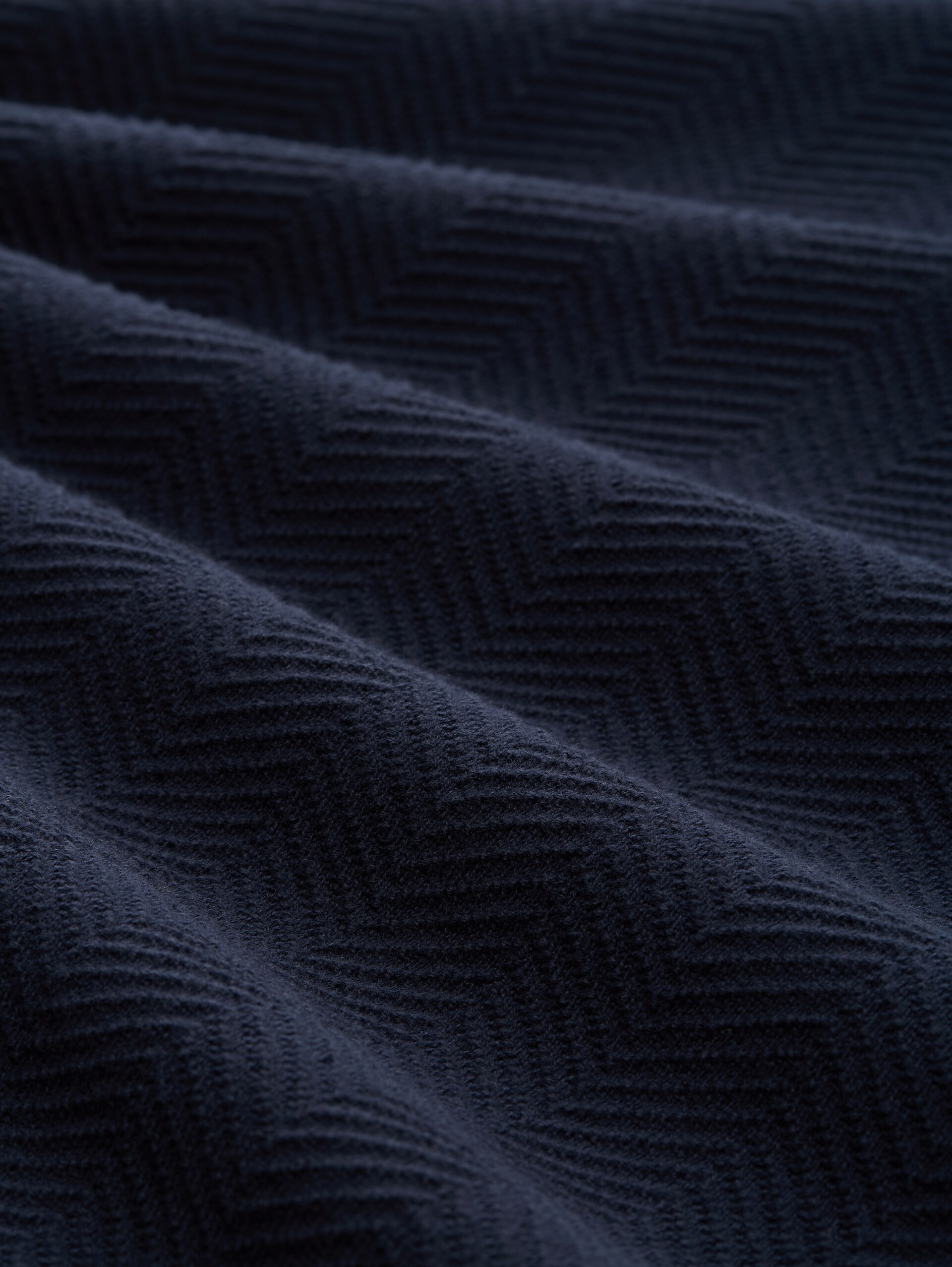 Troyer Strickpullover mit Fischgrät-Struktur - sky captain blue - Material-Ansicht