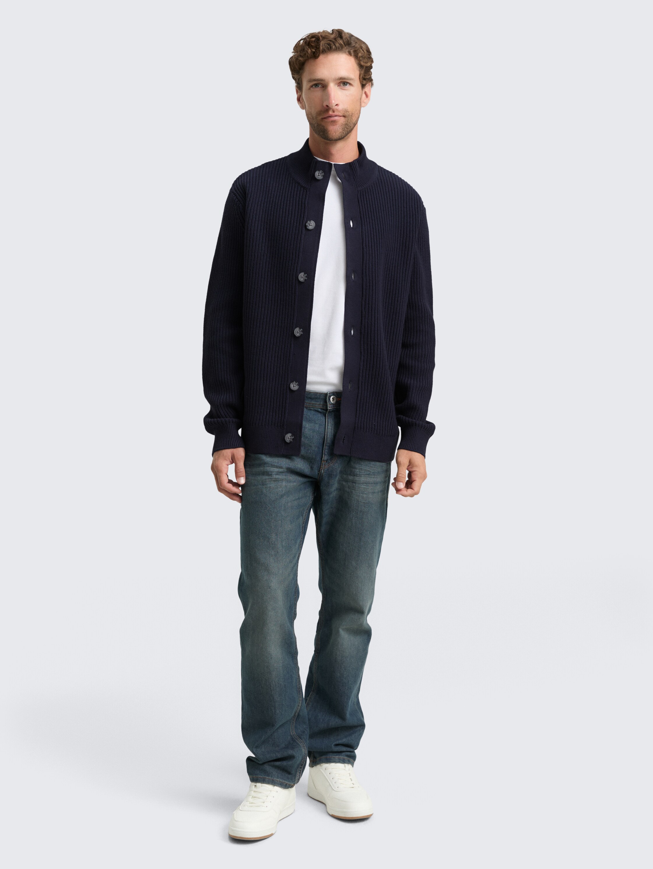 Gebreid vest met knoopsluiting - sky_captain_blue_1 - 