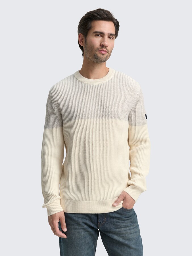 Strickpullover mit Rundhalsausschnitt von Men, offwhite grey plated mouline