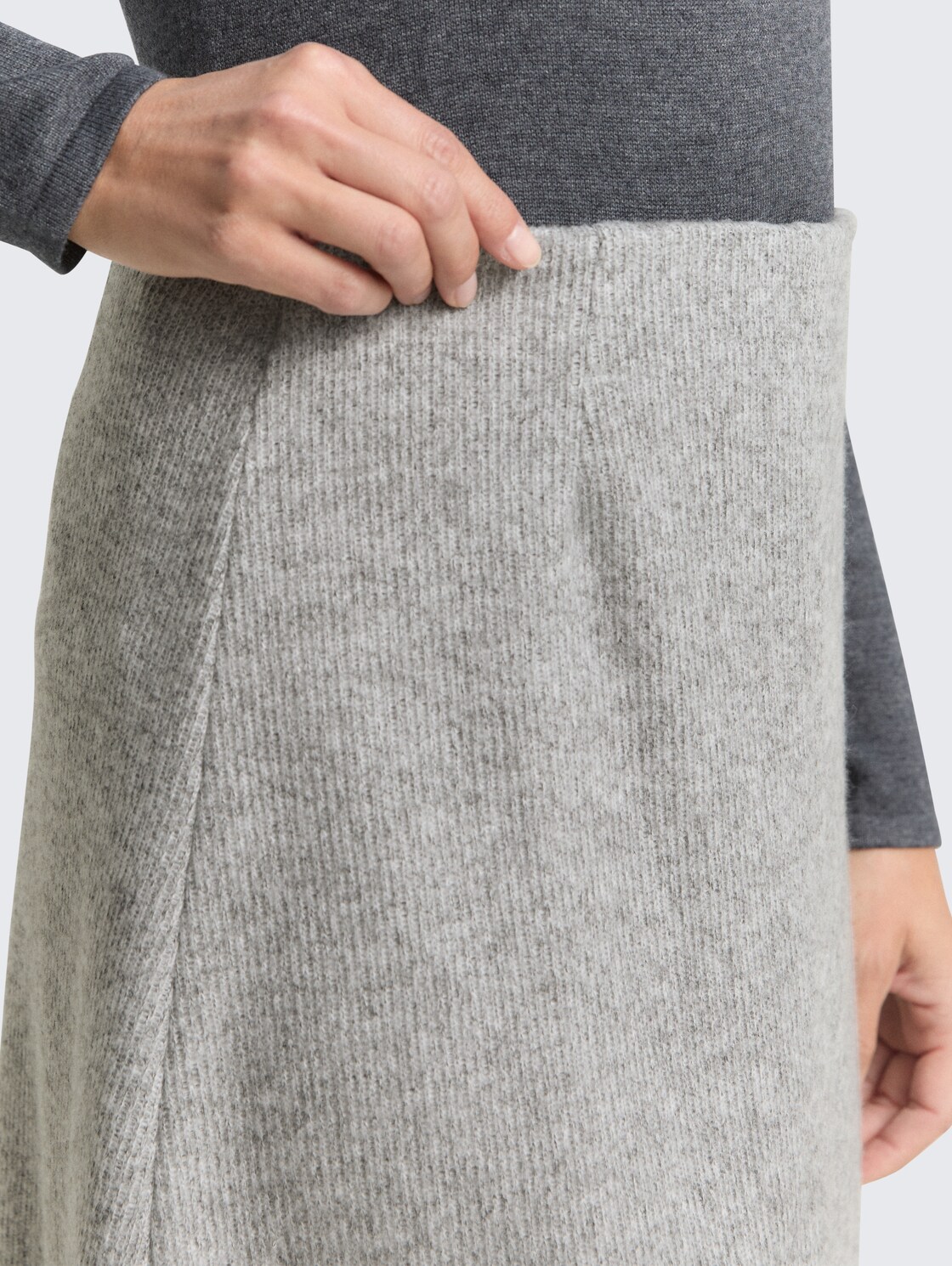 Cosy Rock in Melange-Optik - medium silver grey melange - Detail-Model-Ansicht