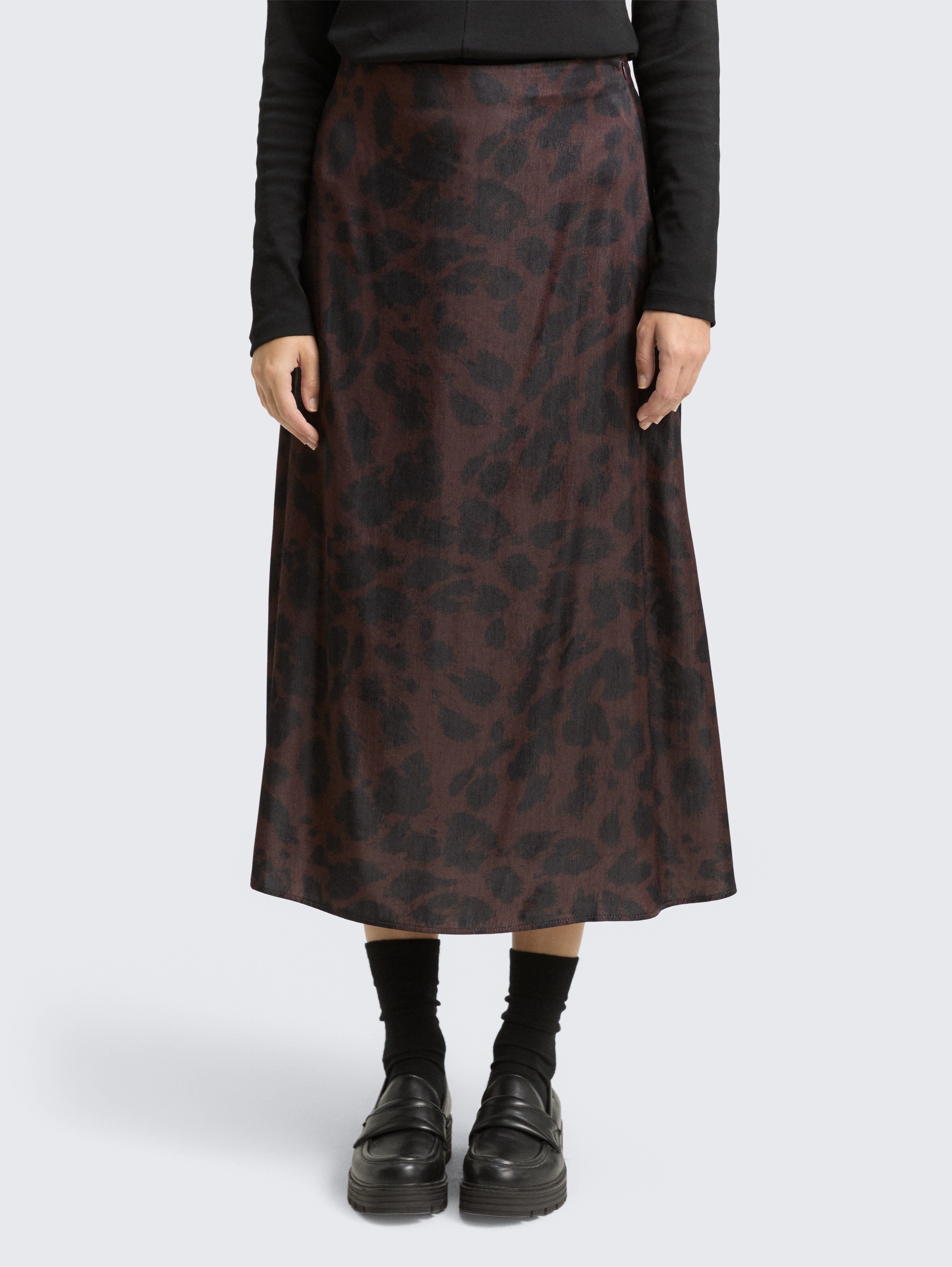 Satin Midi-Rock von Women, brown black big leo print