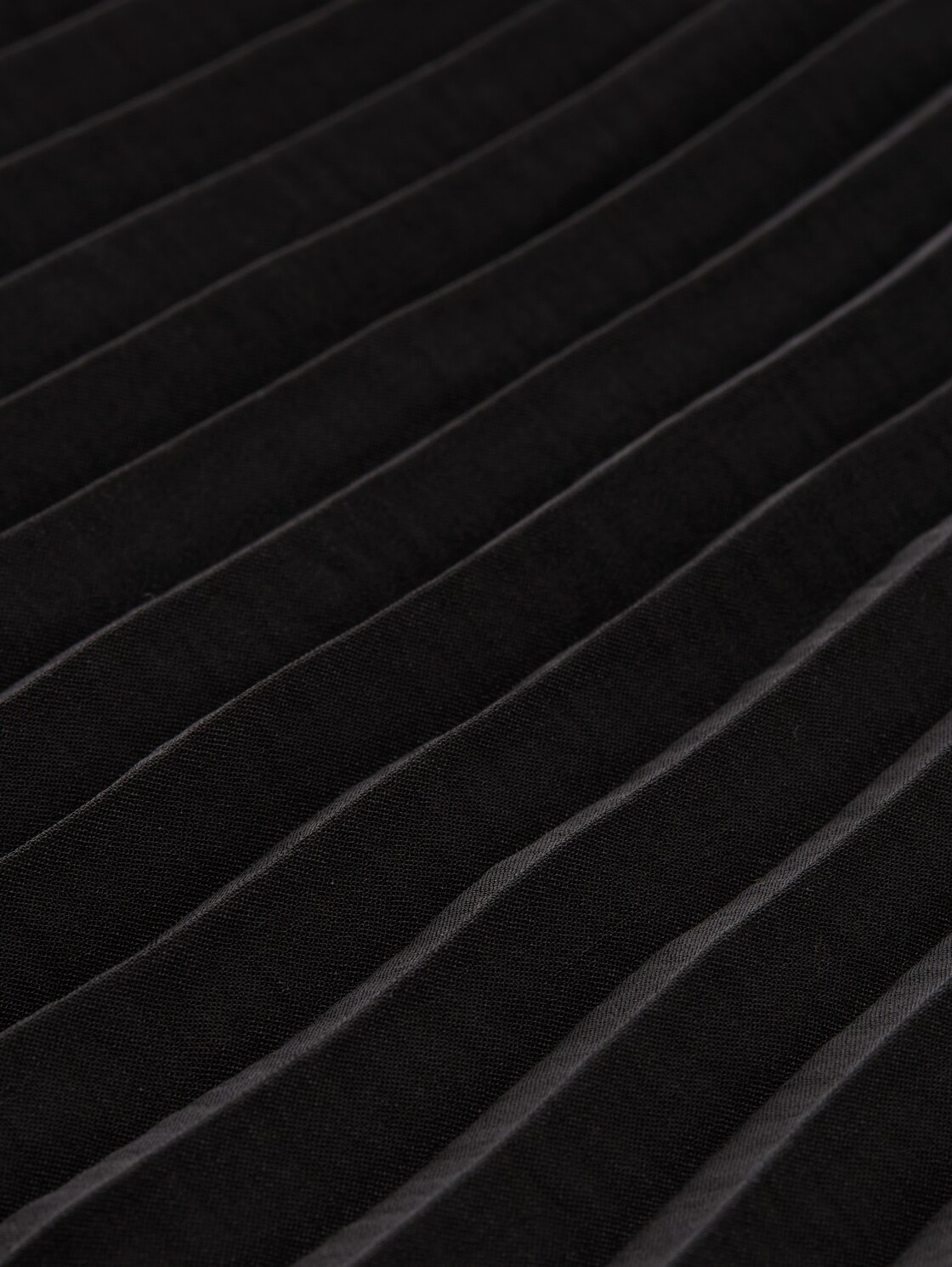 Plissee Midi-Rock mit Glitzer-Detail - deep black - Material-Ansicht