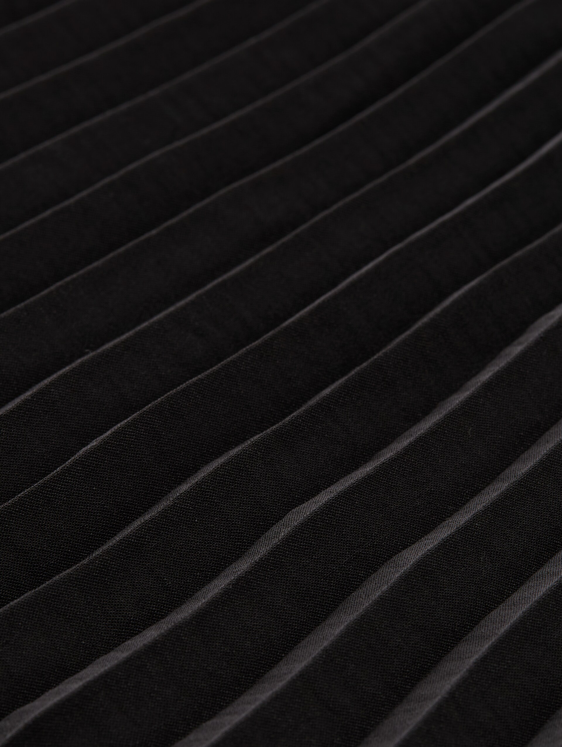 Plissee Midi-Rock mit Glitzer-Detail - deep black - Material-Ansicht