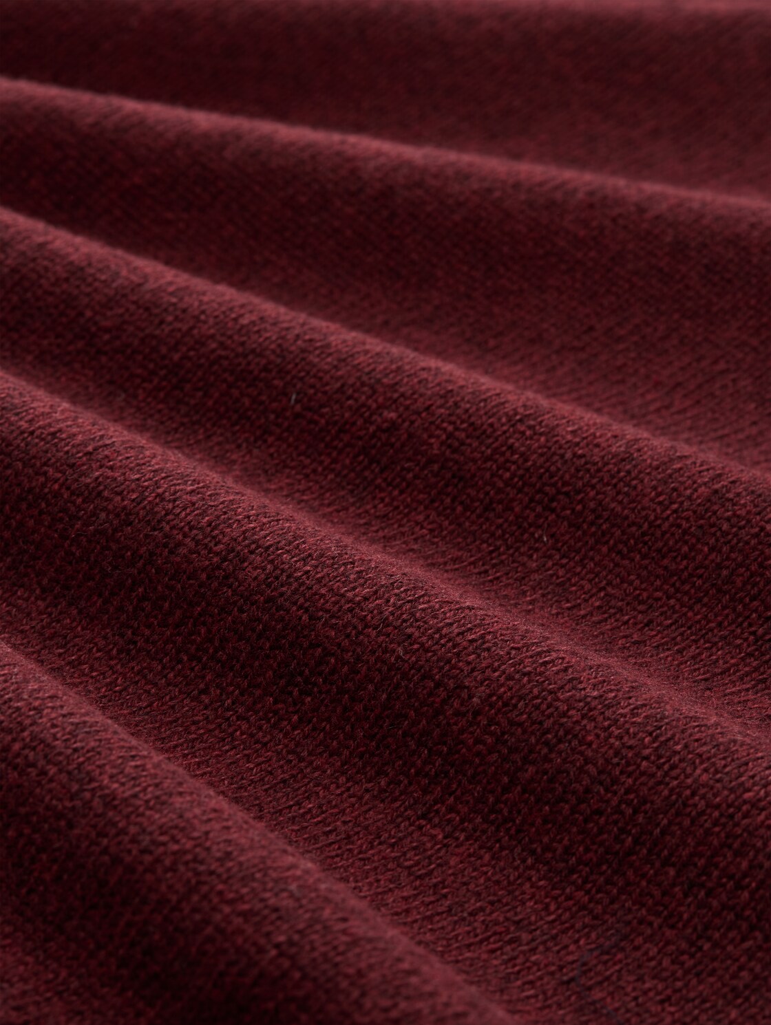 Troyer Strickpullover mit Ripp-Details - bordeaux melange - Material-Ansicht