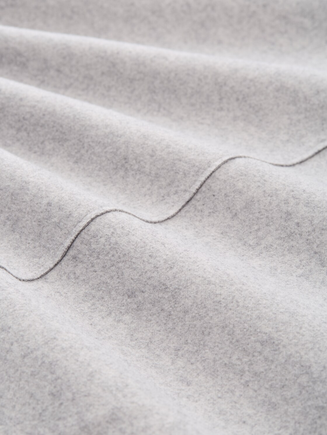 Cosy Rock in Melange-Optik - medium silver grey melange - Material-Ansicht