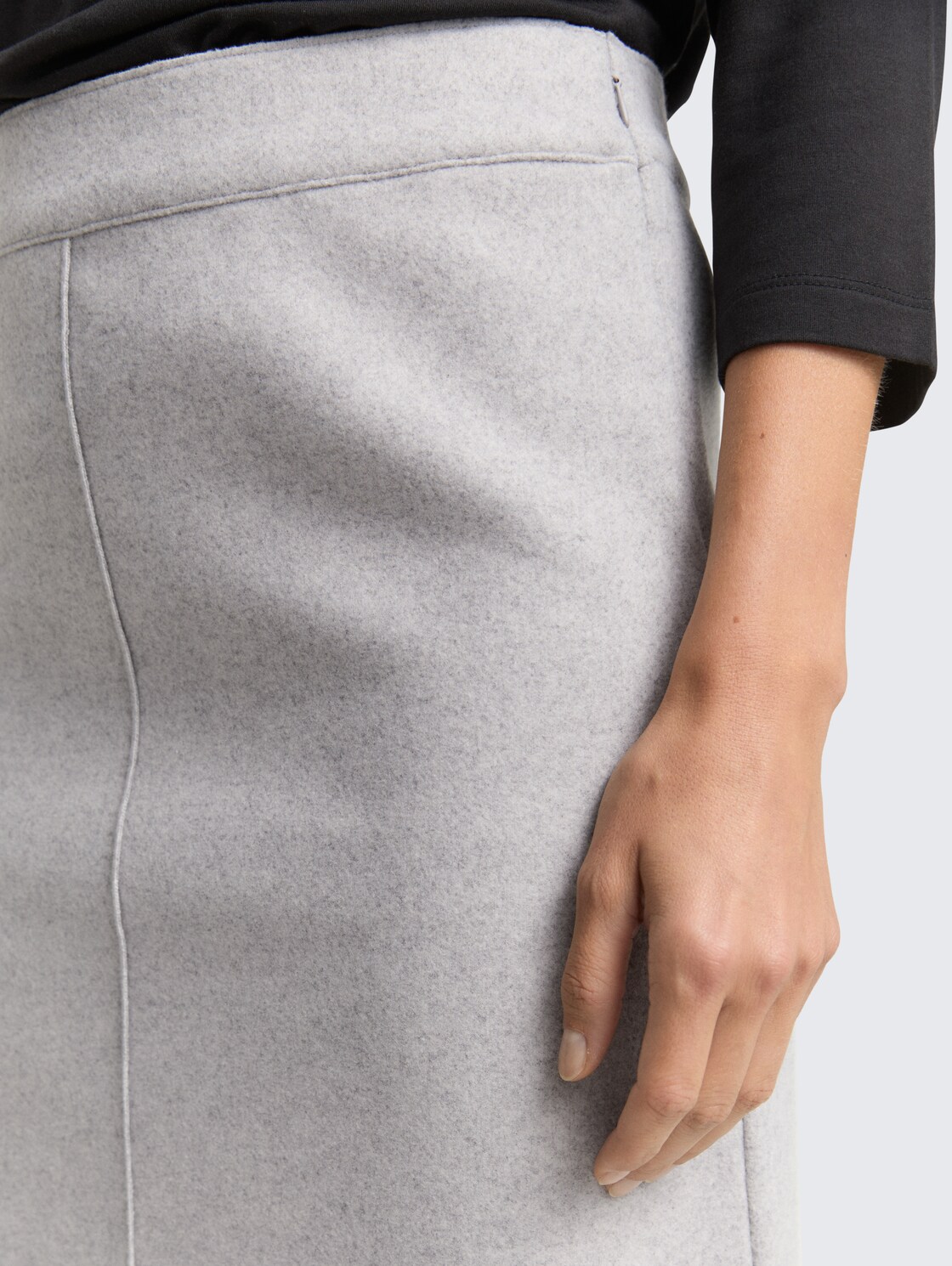 Cosy Rock in Melange-Optik - medium silver grey melange - Detail-Model-Ansicht