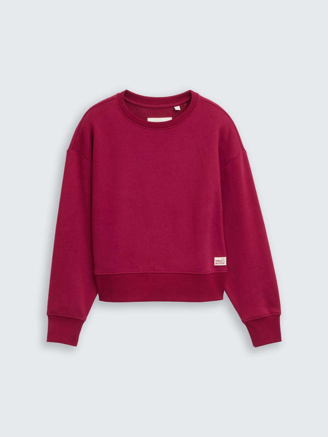 Basic Sweatshirt mit Badge - Beetroot Red - Vorder-Produkt-Ansicht