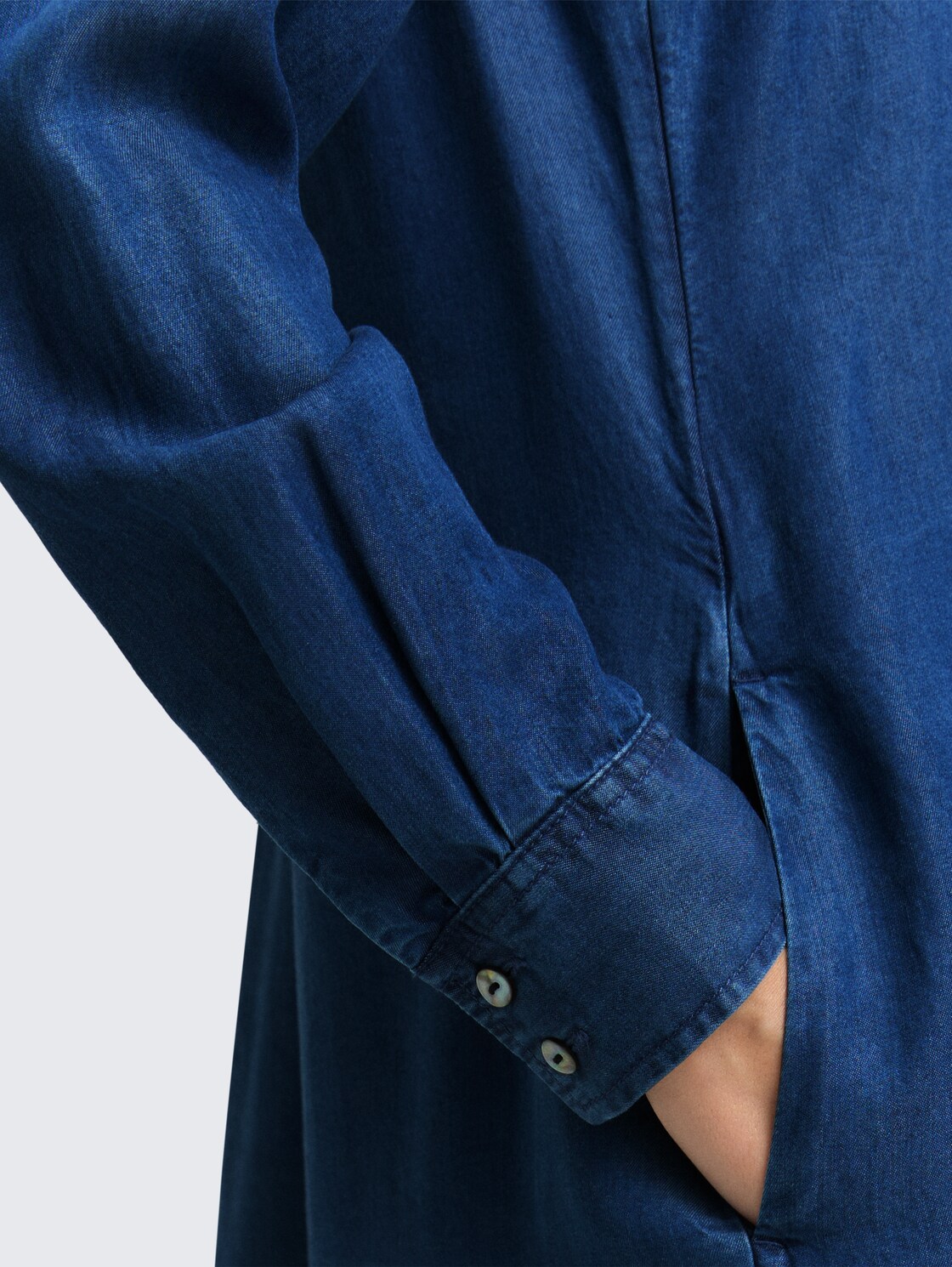 Jeanskleid mit Schleifen-Detail - blue denim dark wash - Detail-Model-Ansicht