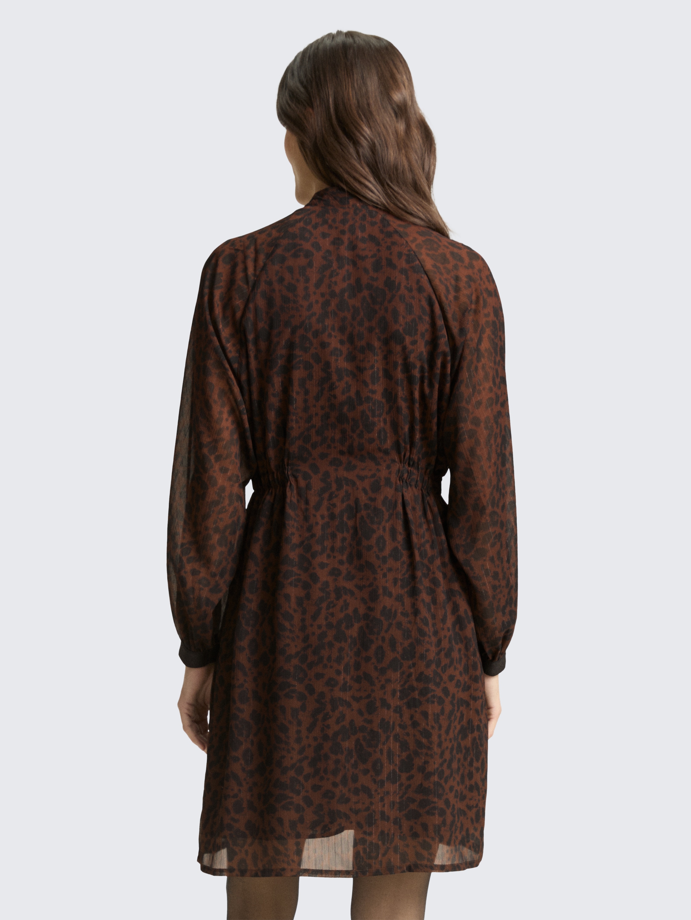 Chiffon dress with leopard print - brown black small leo print - Model-back view