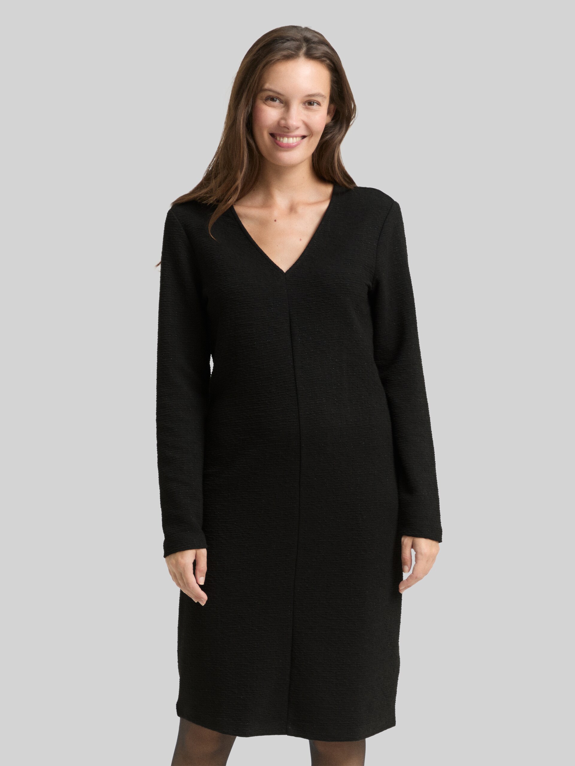 Dress with glitter effect - deep black - Model front view