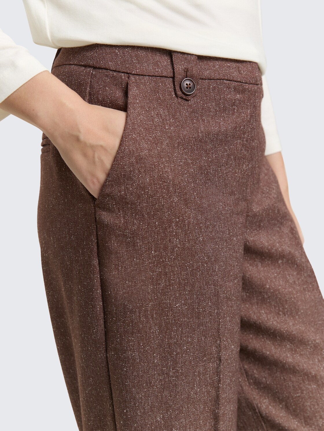 TTLEA WIDE Hose in Melange-Optik - dark pecan brown structure - Detail-Model-Ansicht