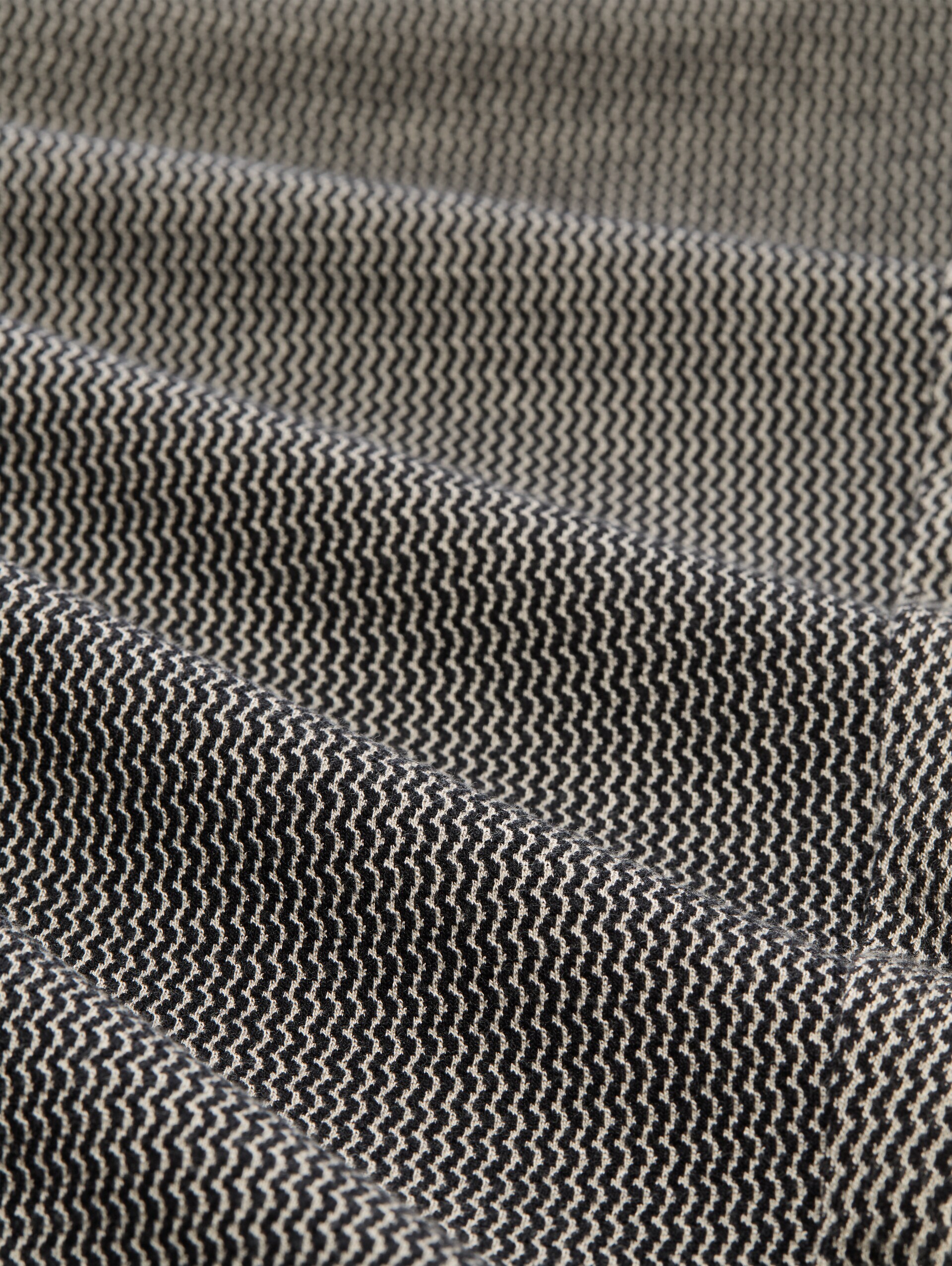 Loose Slim Jacquard Hose mit Kordelzug - black beige wave structure - Material-Ansicht