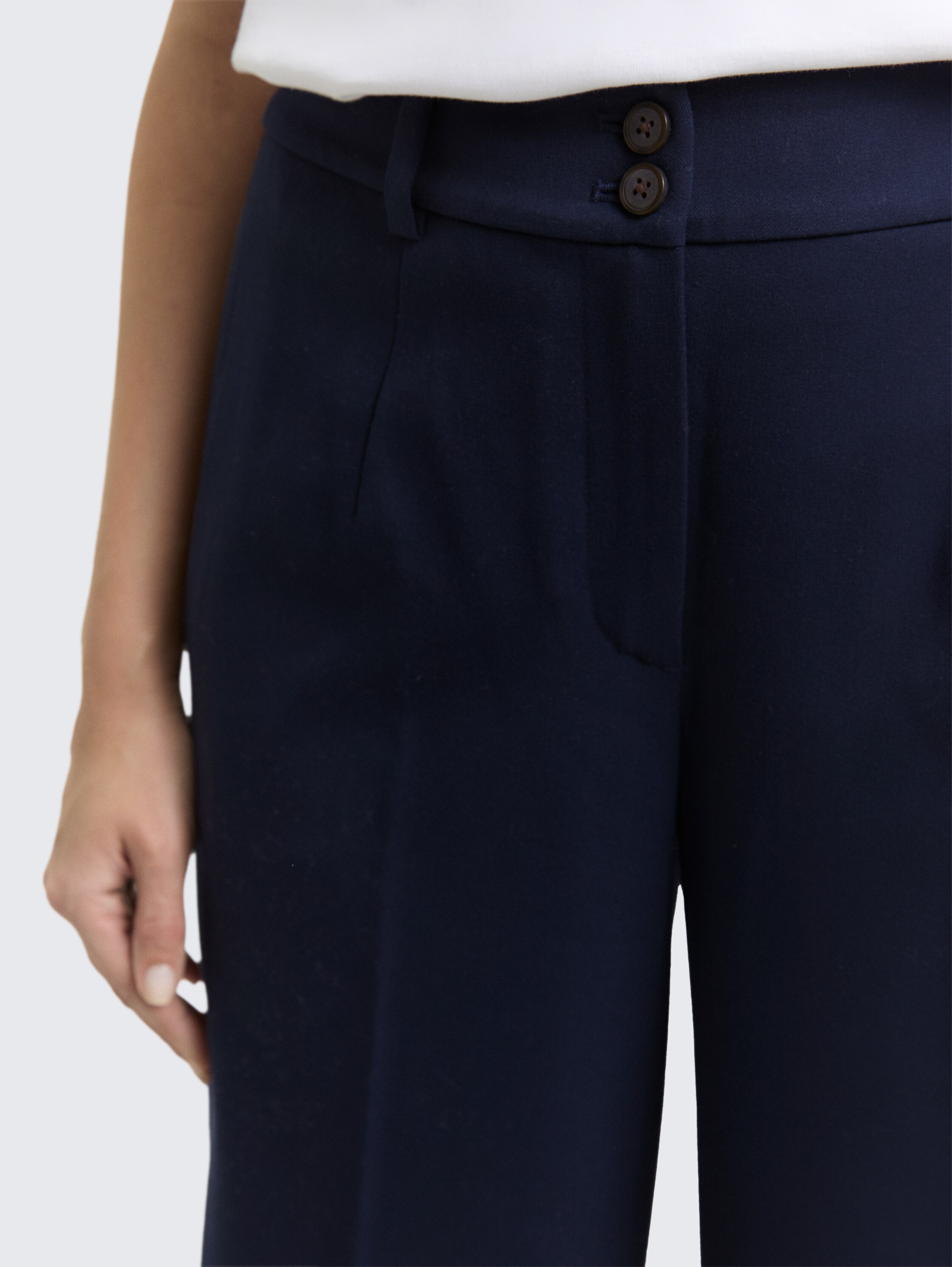 TTLEA WIDE Hose mit Bügelfalte - sky captain blue - Detail-Model-Ansicht