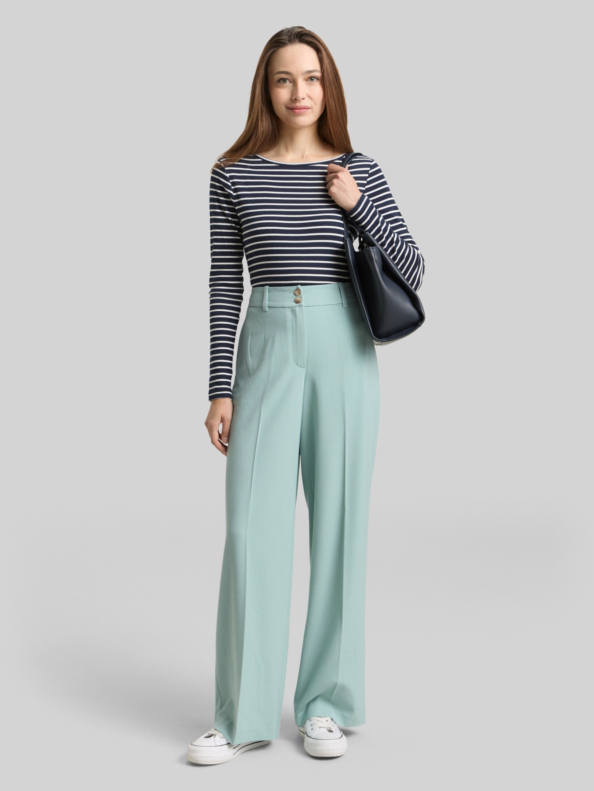 TTLEA WIDE Trousers with crease - blue haze melange - Model front view