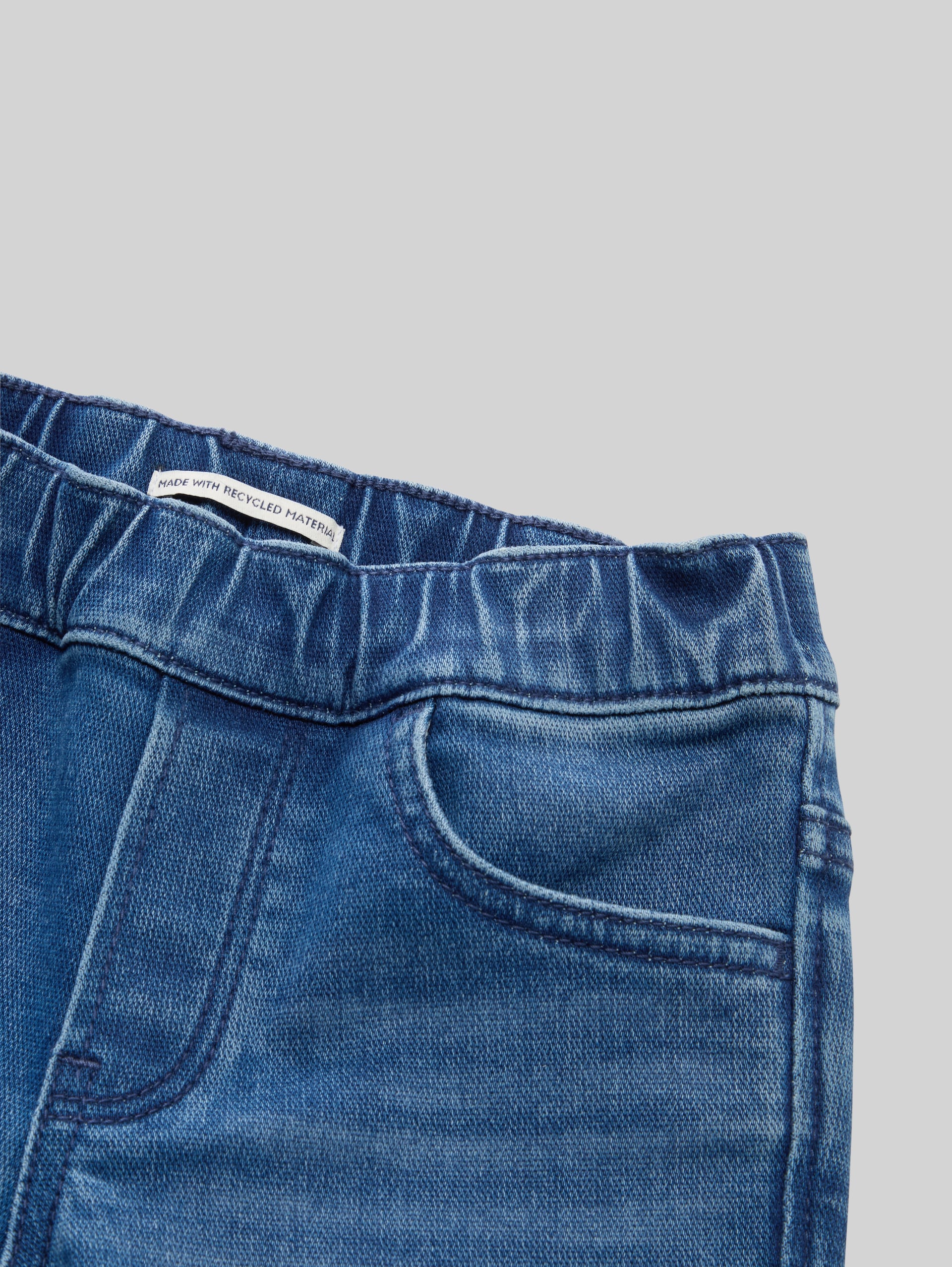 Straight Jogger Jeans mit Stretch - Used Mid Stone Blue Denim - Detail-Model-Ansicht