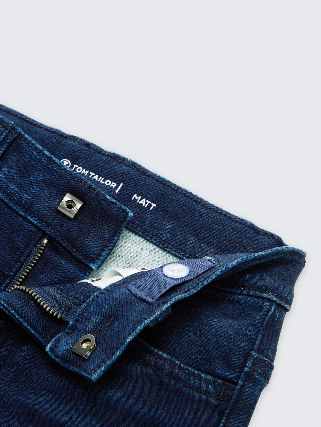 Skinny Fit Jeans mit Stretch - dark blue denim - Detail-Model-Ansicht