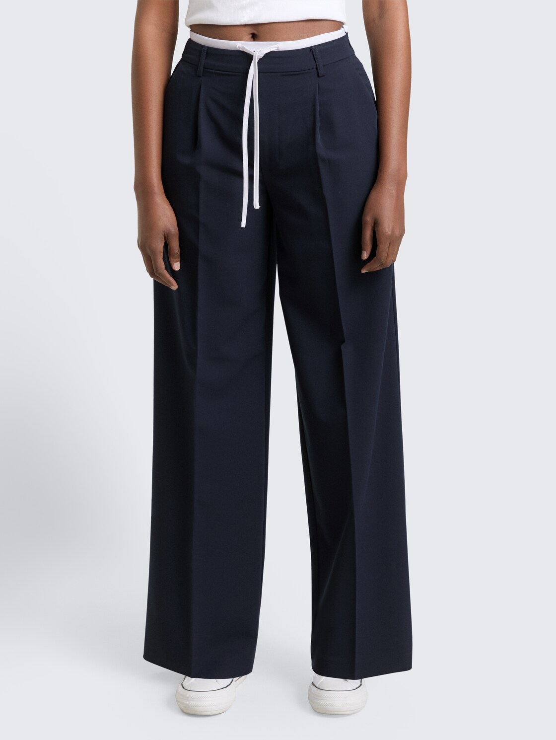 Wide Leg Hose im 2-in-1-Look - sky captain blue - Ausschnitt Model-Vorderansicht