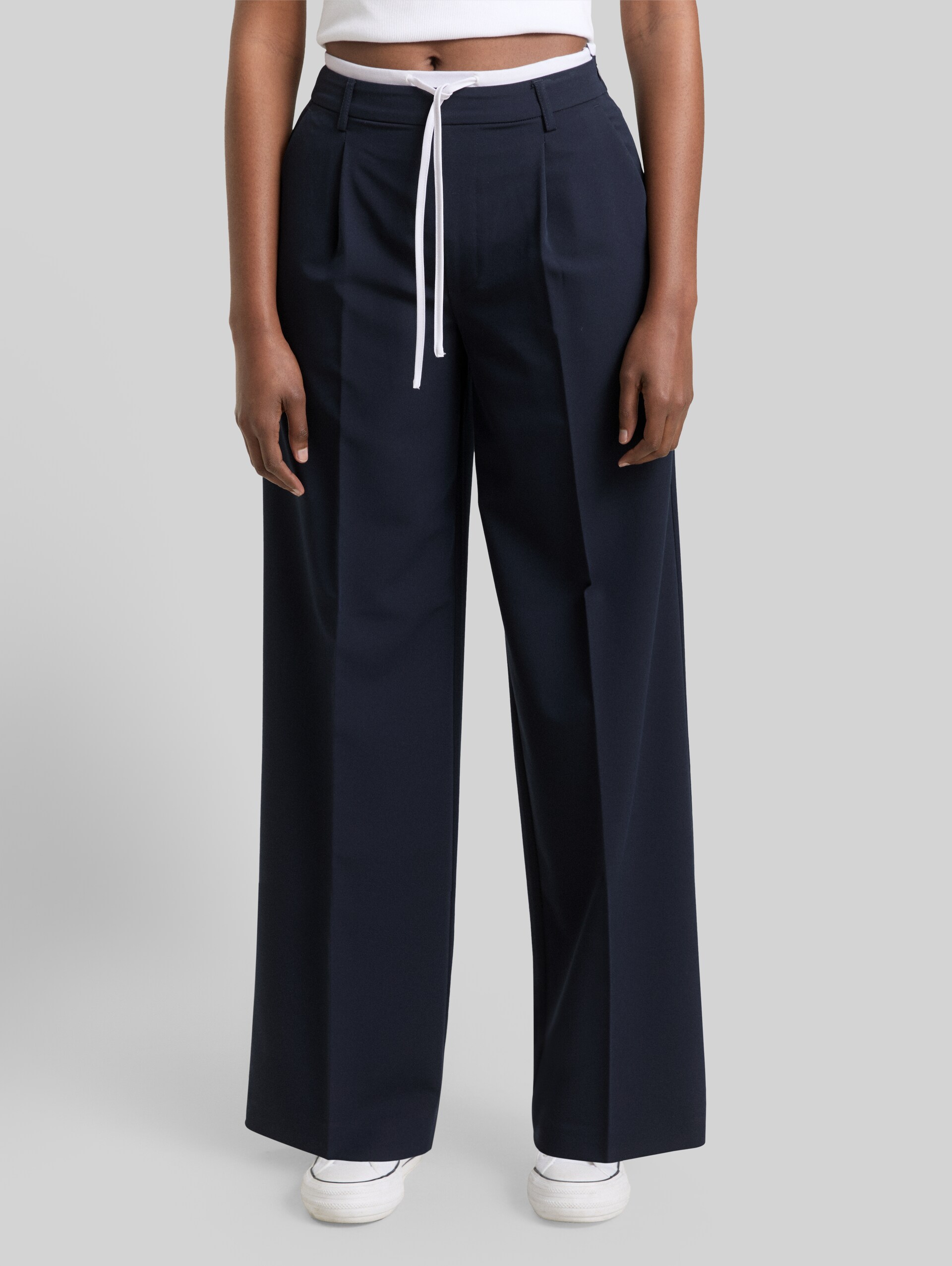 Wide Leg Hose im 2-in-1-Look - sky captain blue - Ausschnitt Model-Vorderansicht