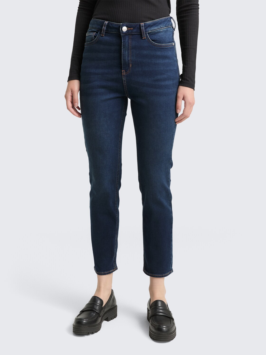 TTLOTTE SLIM Jeans - dark stone blue black denim - Ausschnitt Model-Vorderansicht